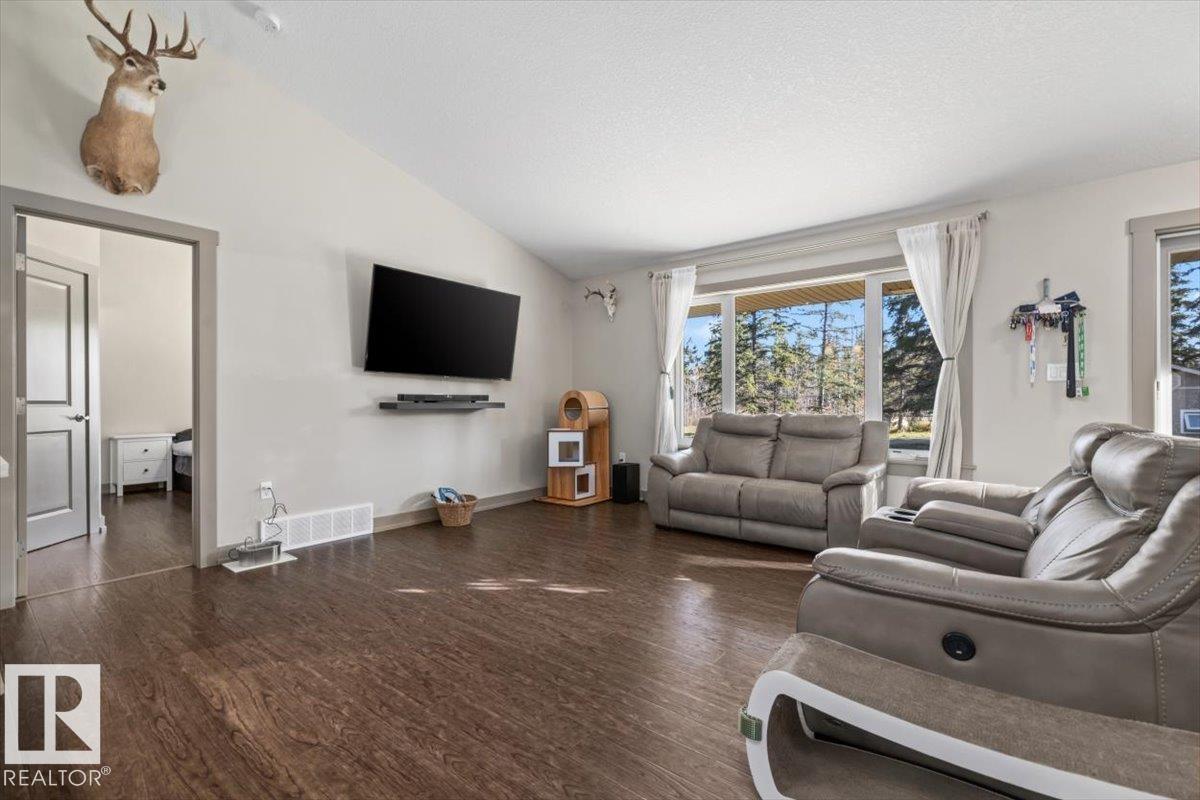 205 55504 Range 13 Road