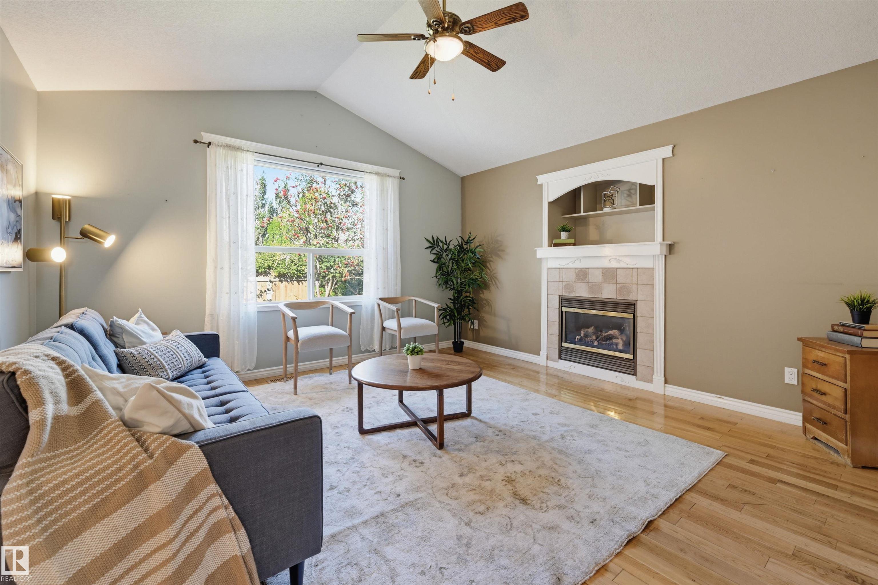 89 Dunfield Crescent