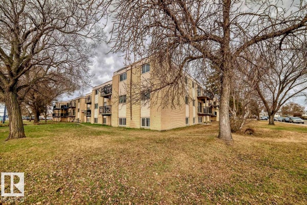 4C - 5715 133 Ave Nw, Edmonton, AB 3