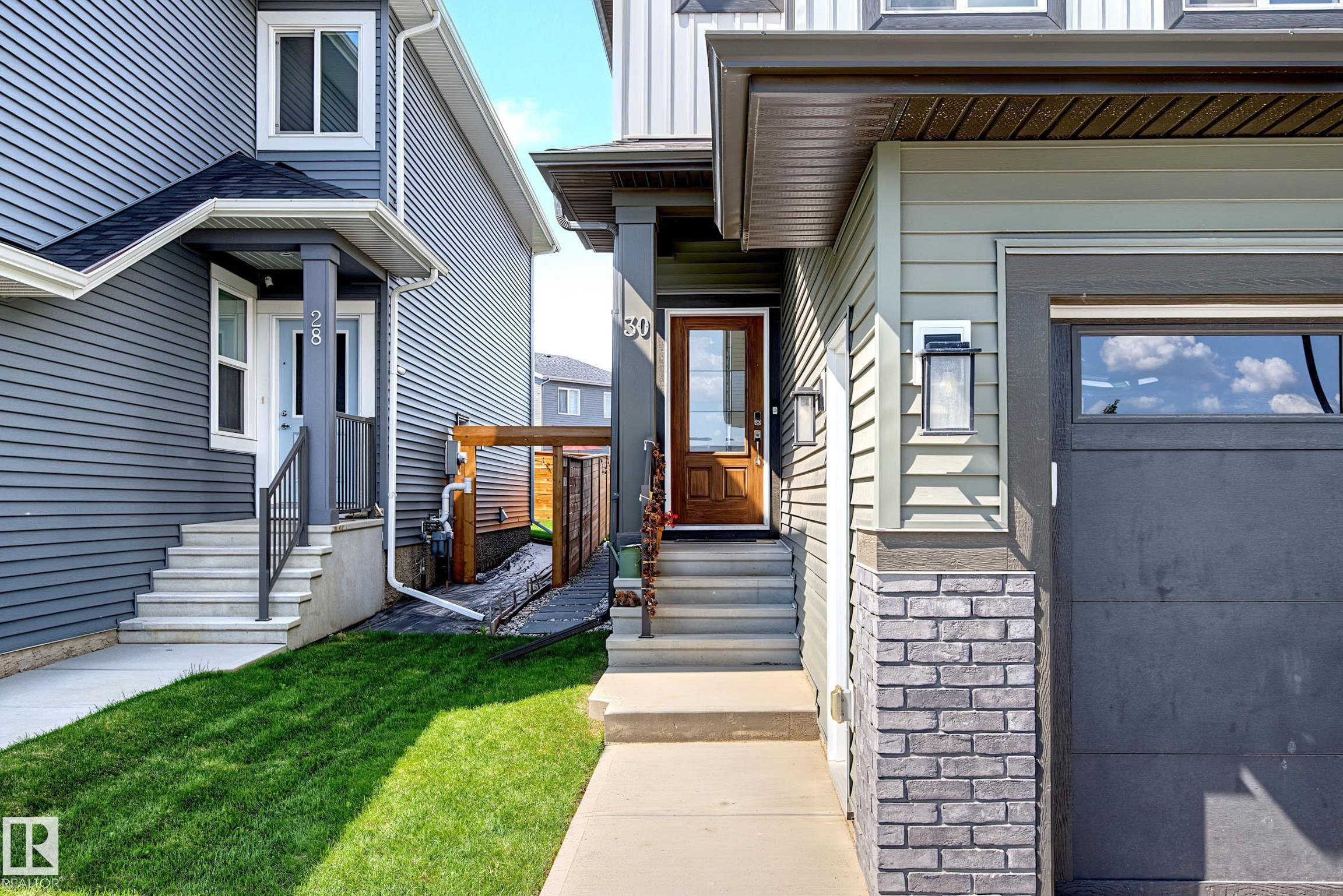 30 ROSEWOOD Way
