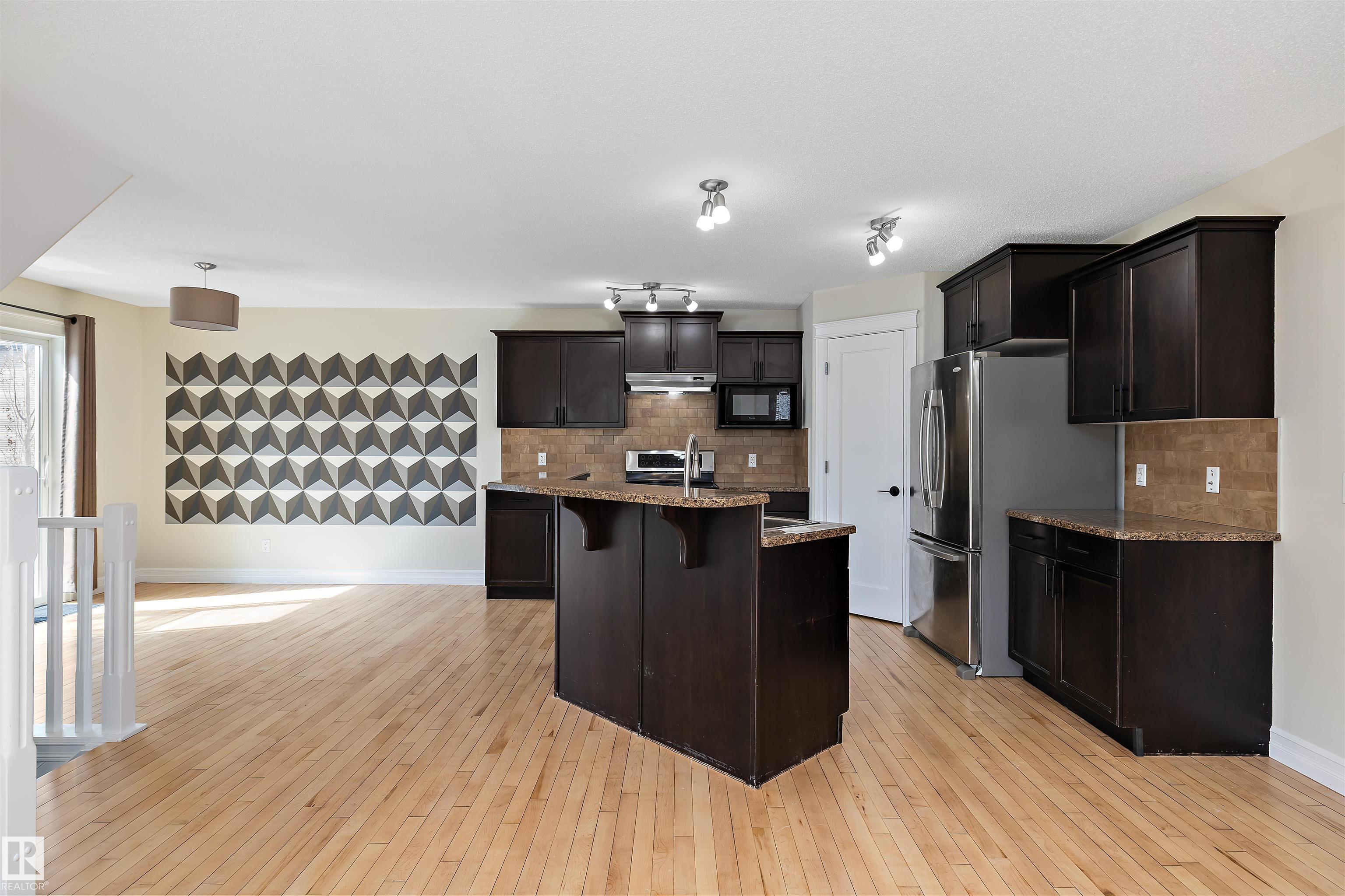 178 WOODBEND Way