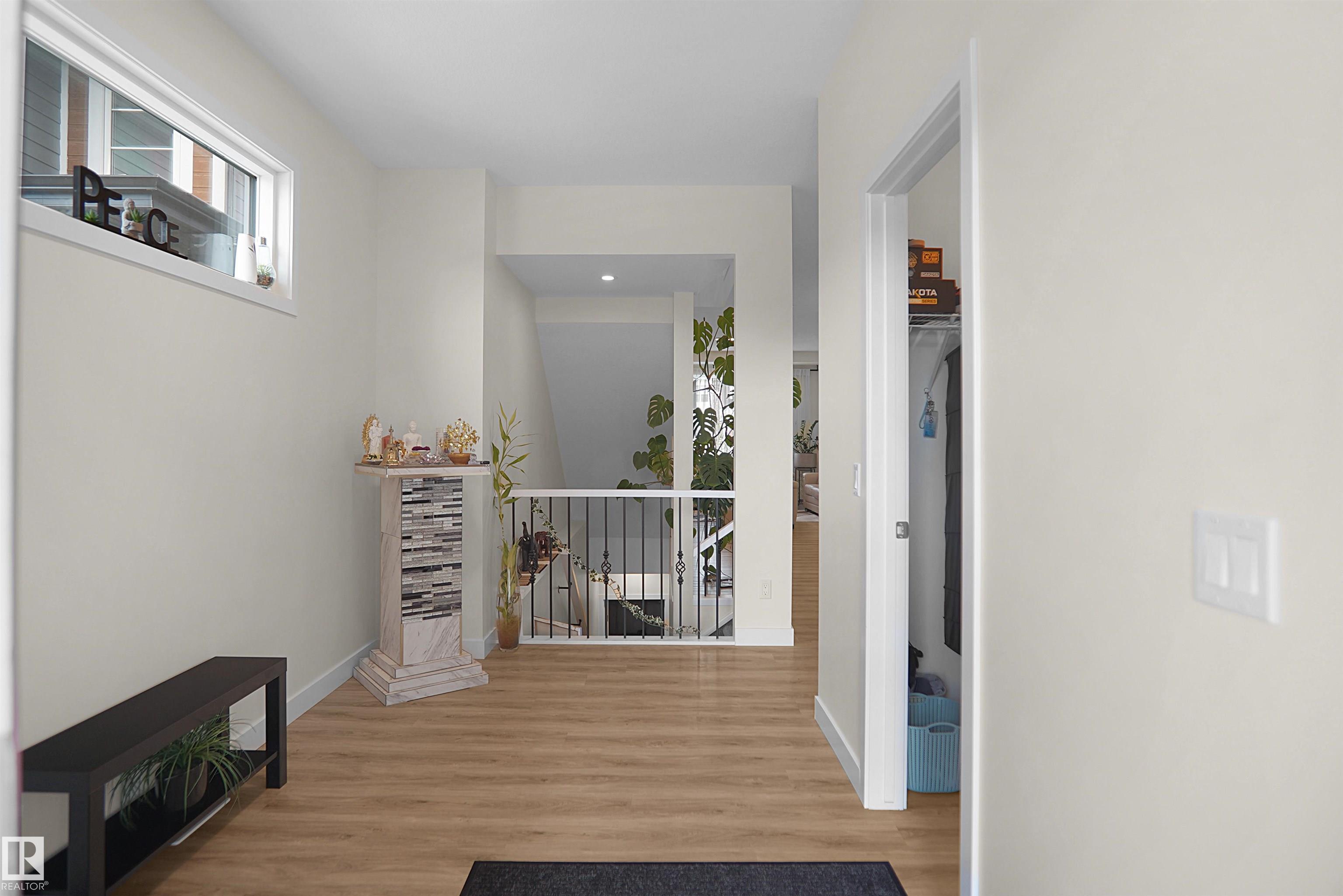 196 EDGEWATER Circle