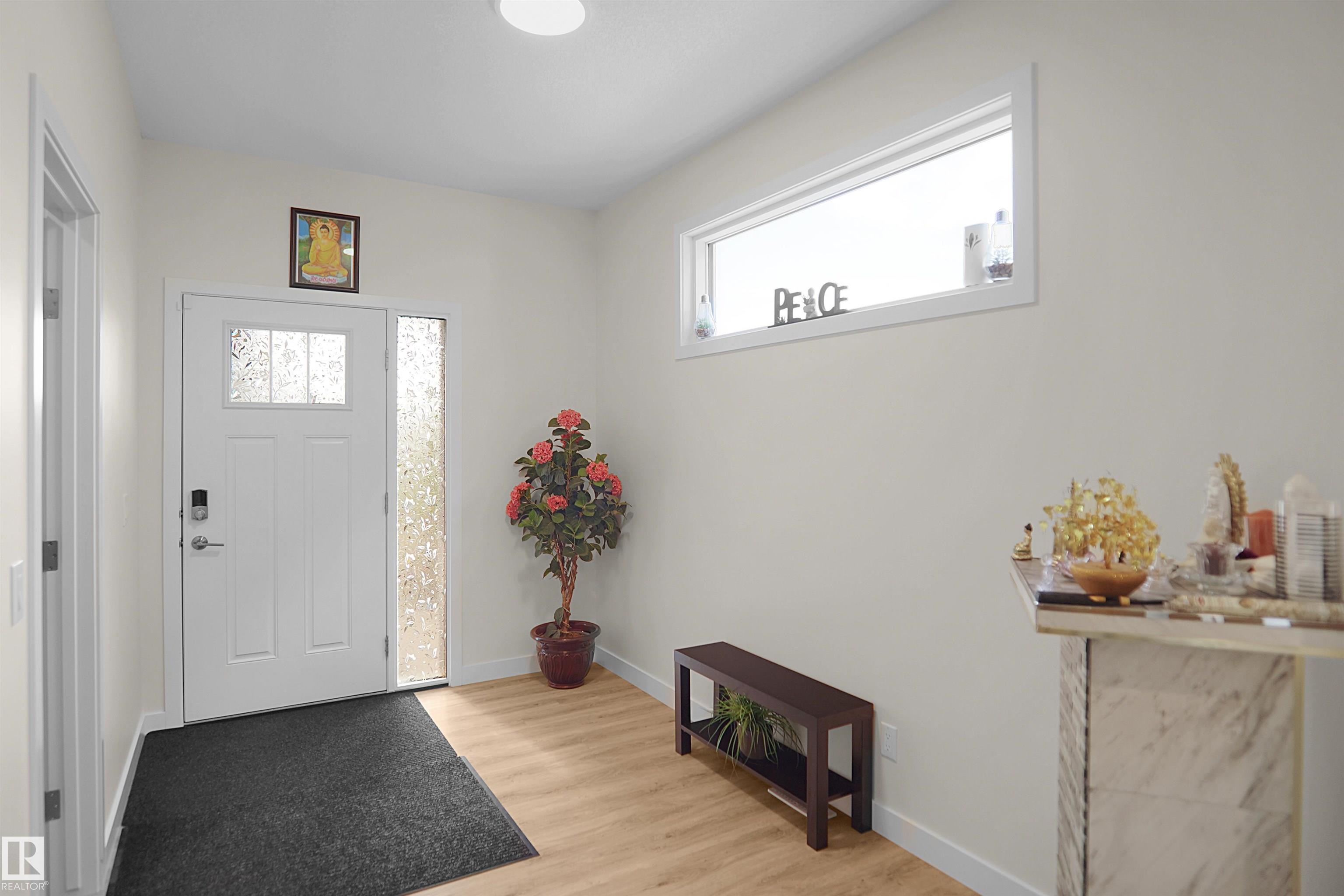 196 EDGEWATER Circle