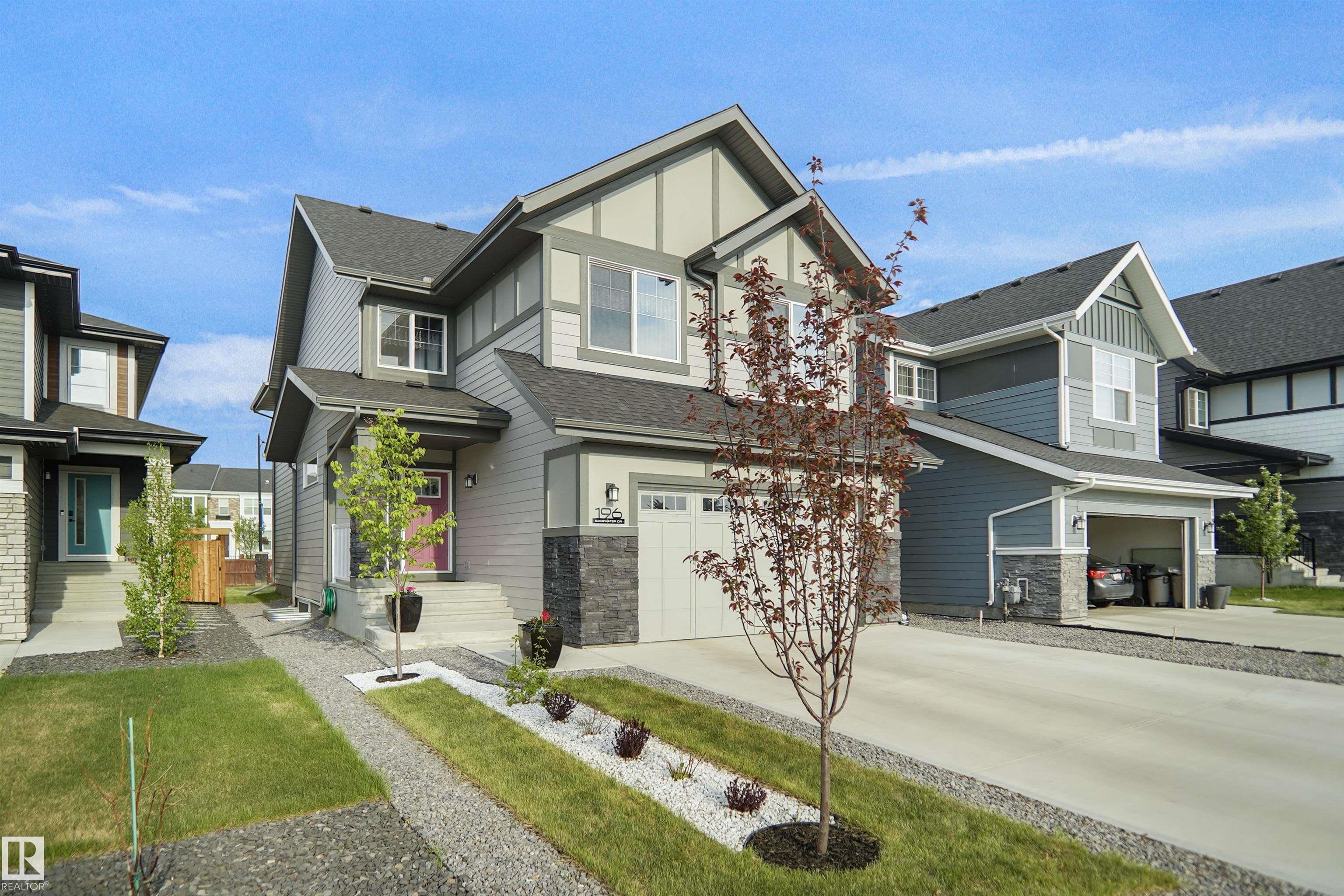 196 EDGEWATER Circle