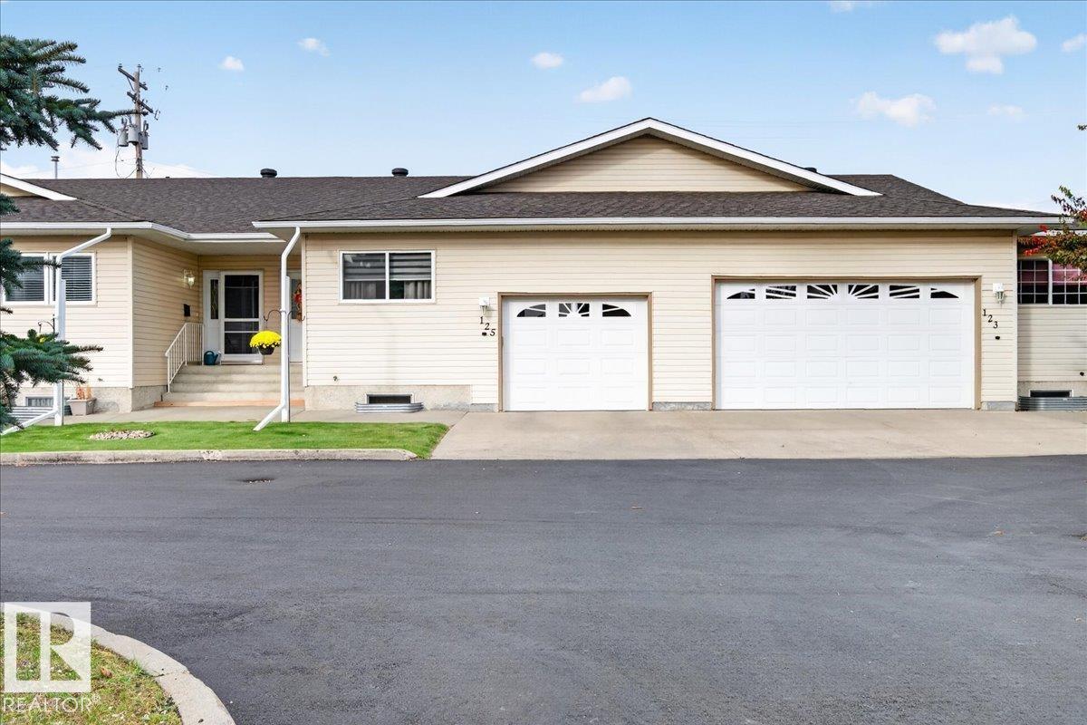 4610 50 Ave 125