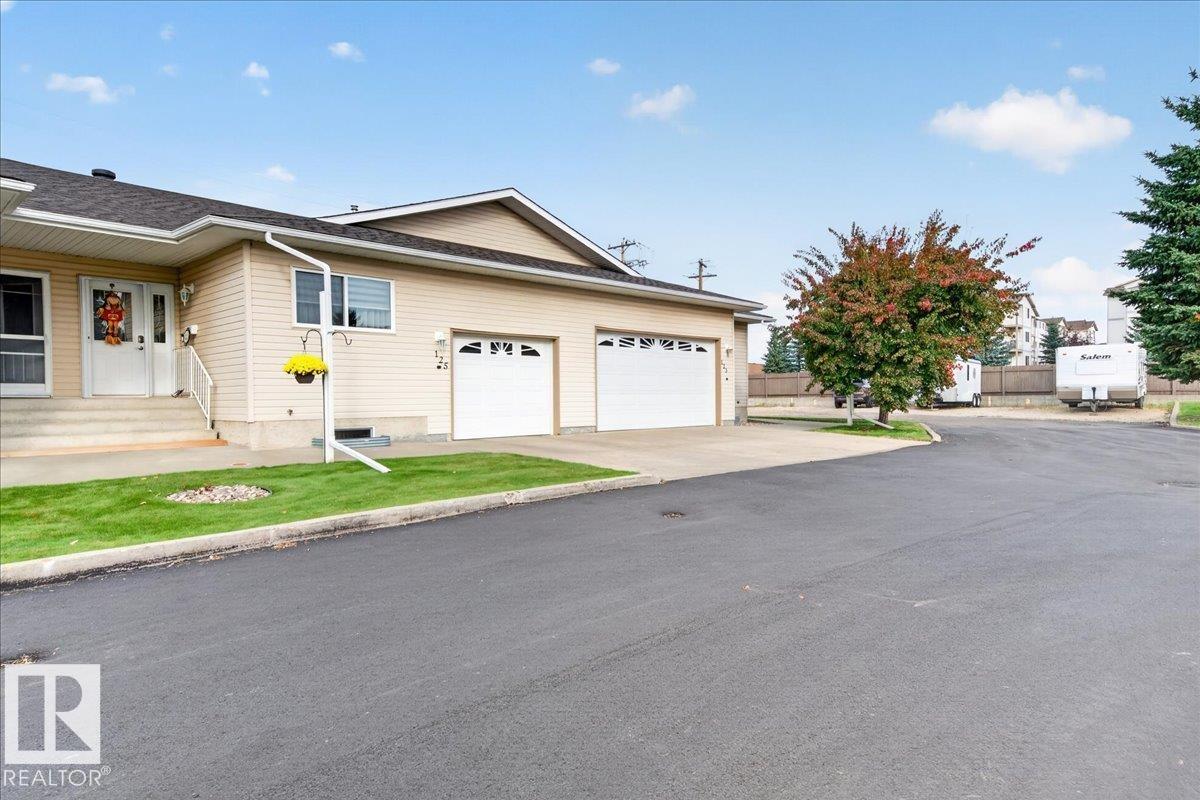 4610 50 Ave 125