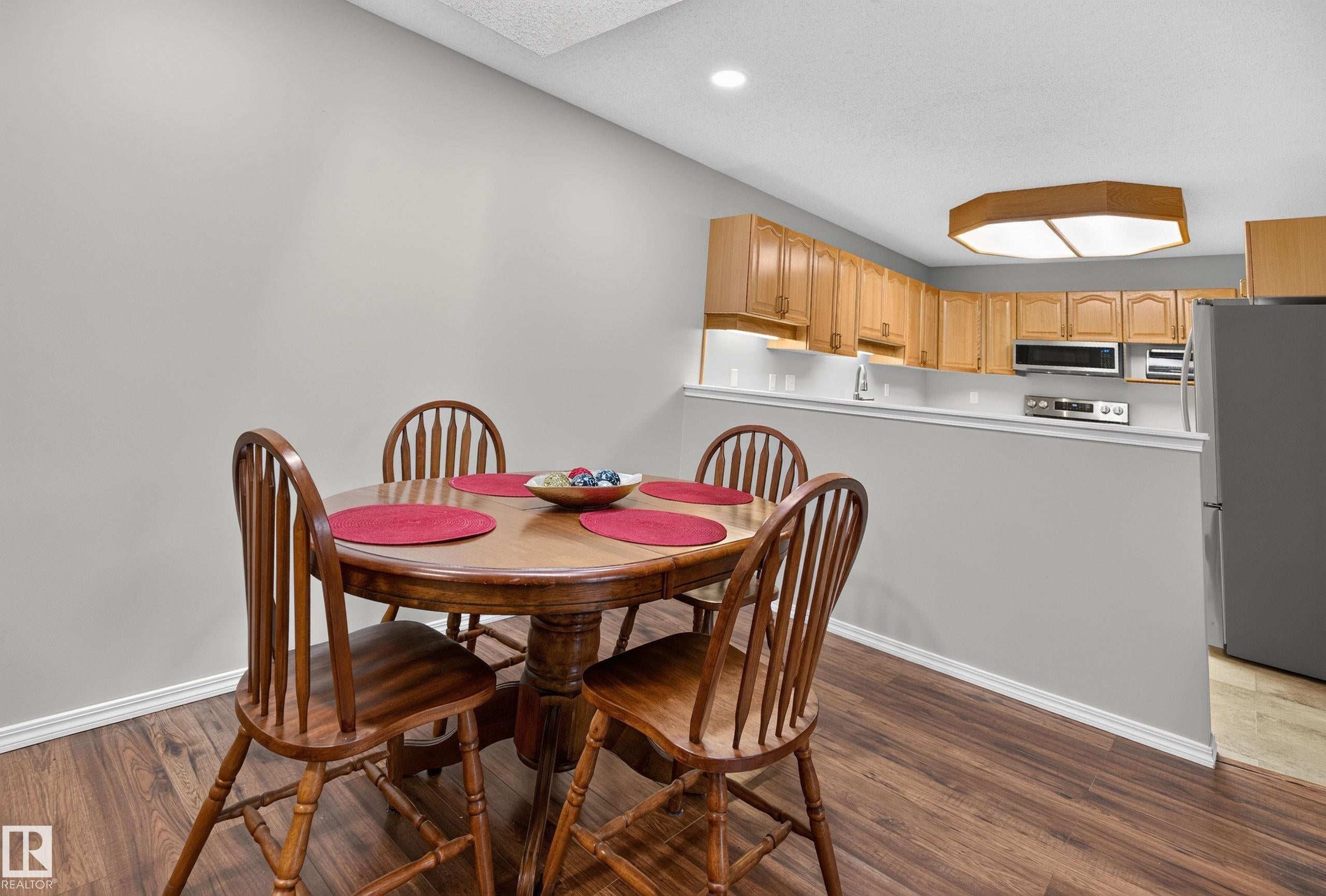 45 GERVAIS Road 303