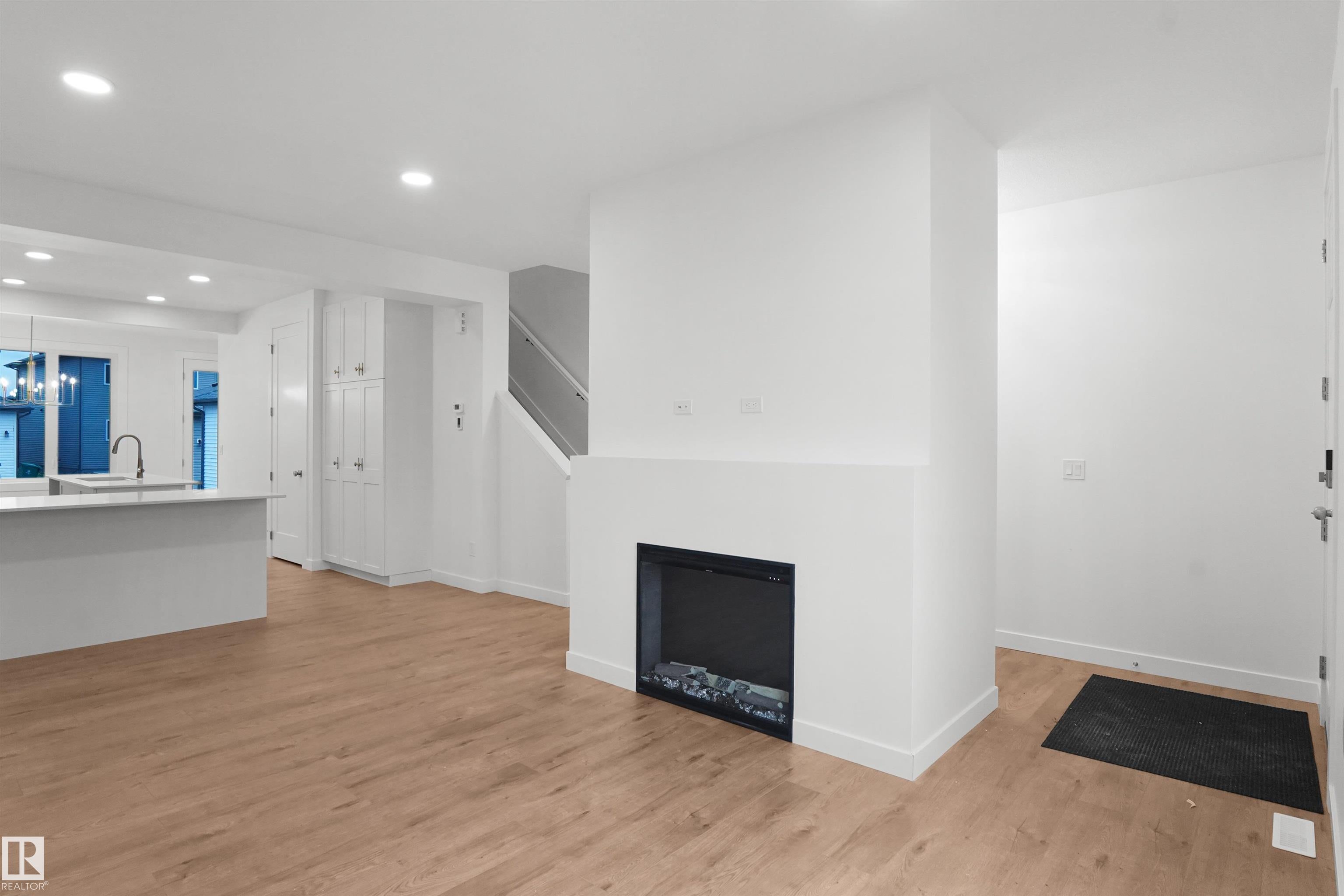 98 Juniper Wynd