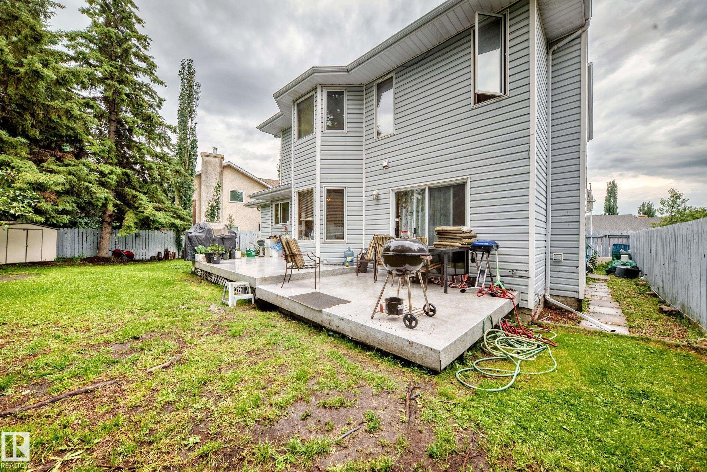 6 ATKINSON Place