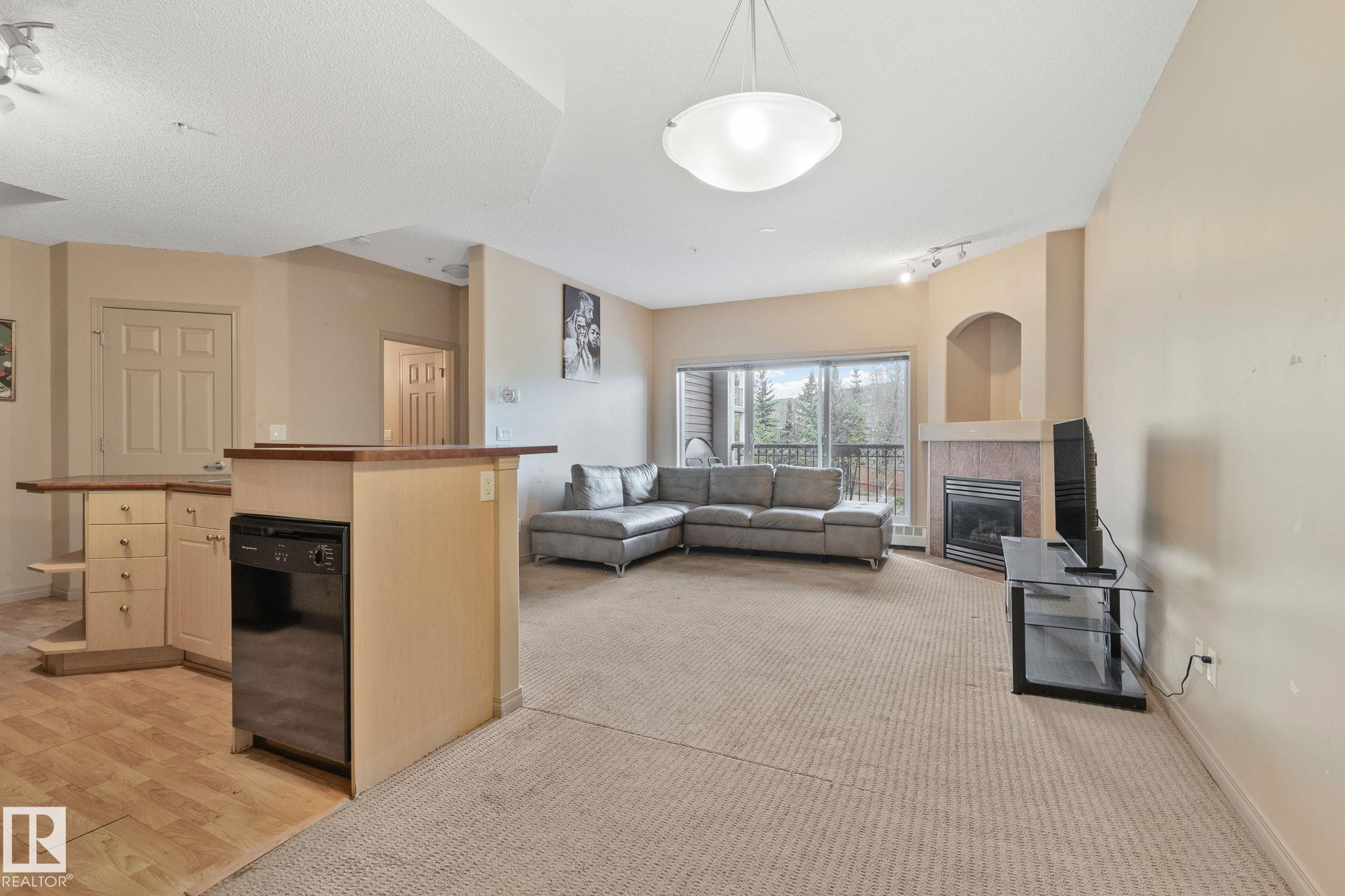 5280 TERWILLEGAR Boulevard 209
