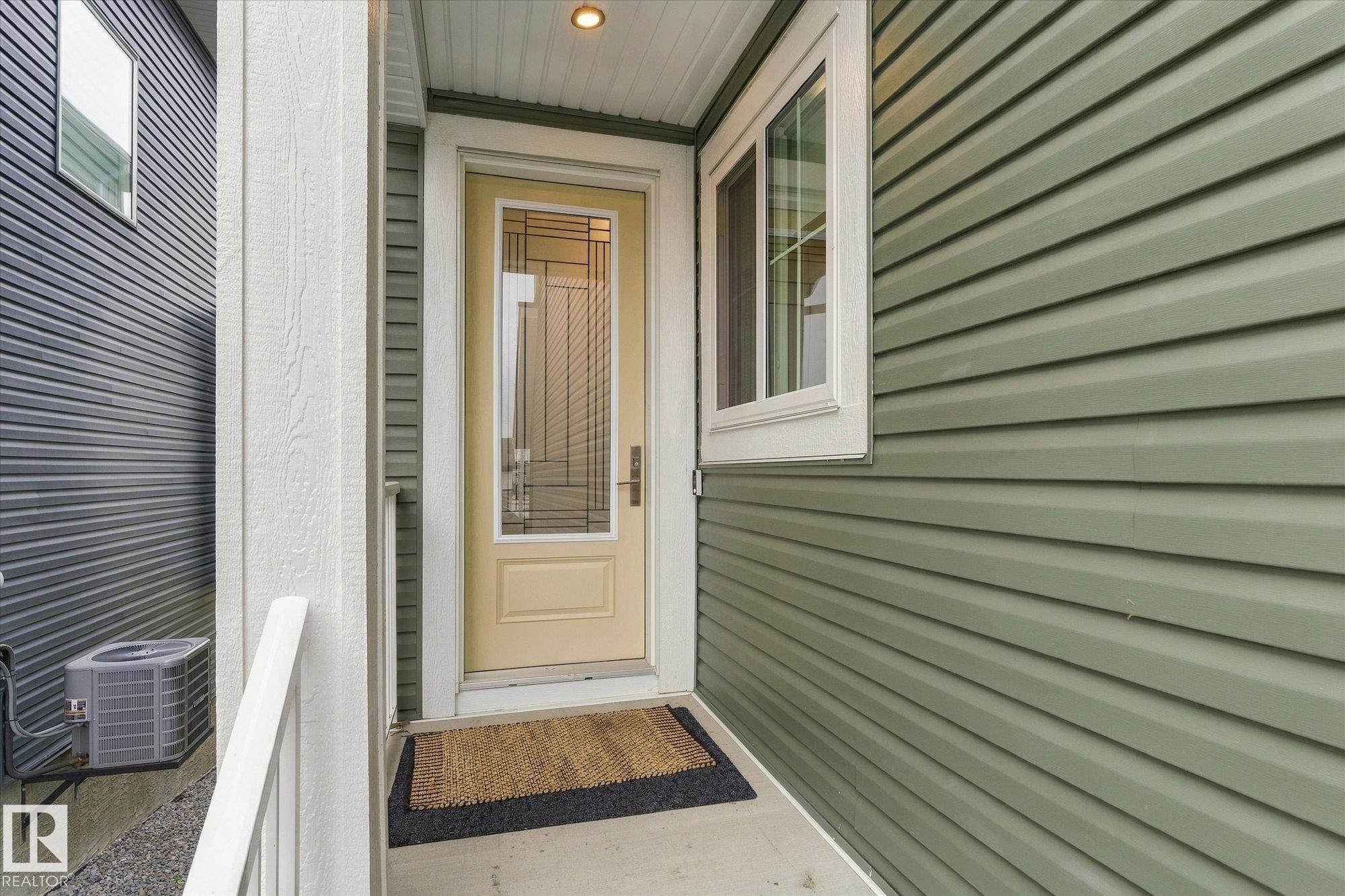 125 STARLING Way