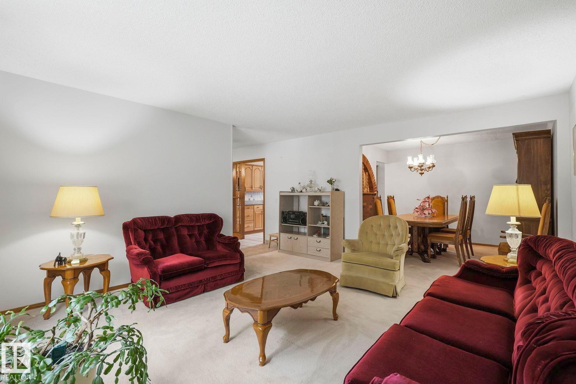 7 GRAHAM Avenue