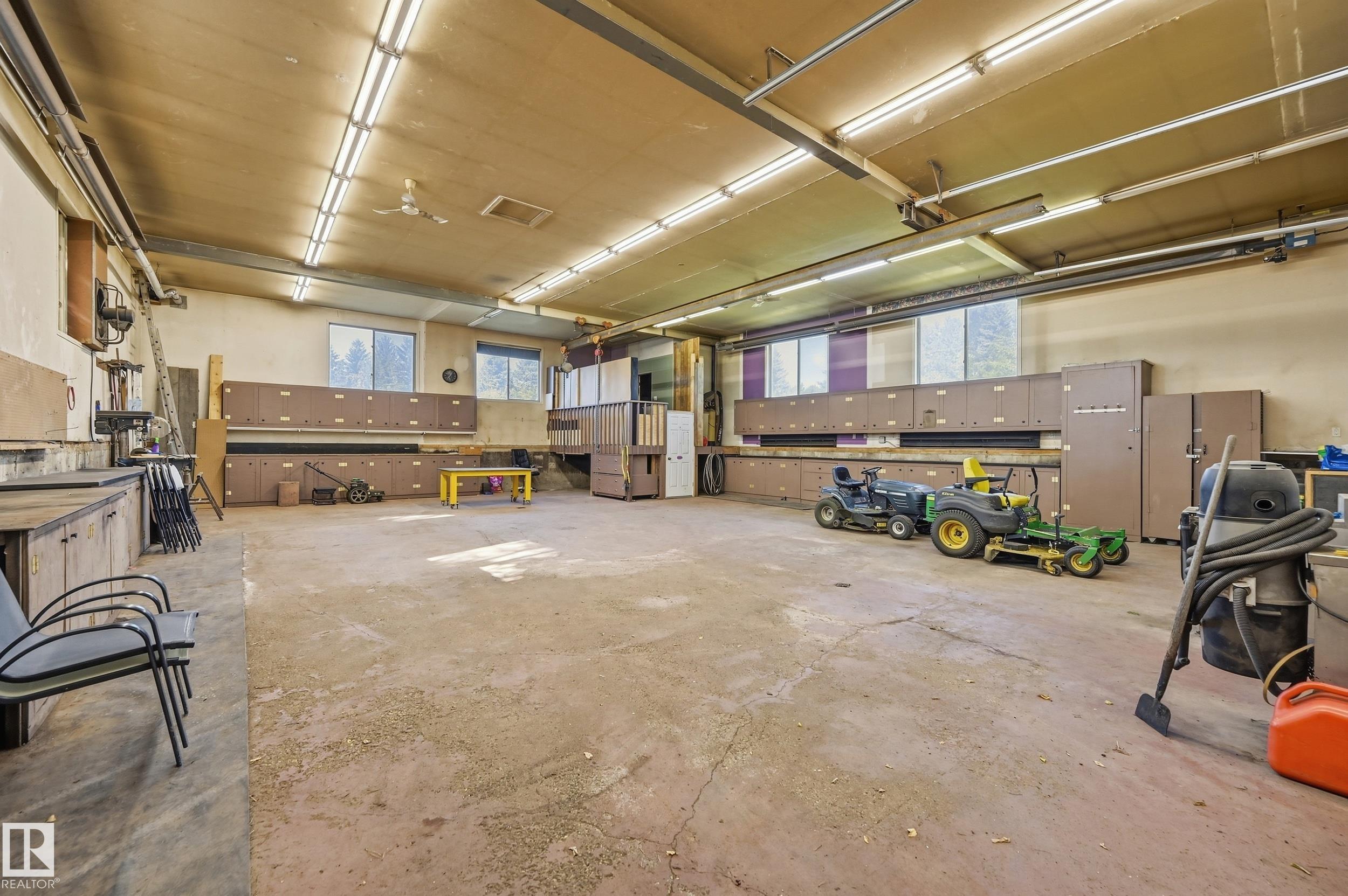 52426 Range Road 265 16