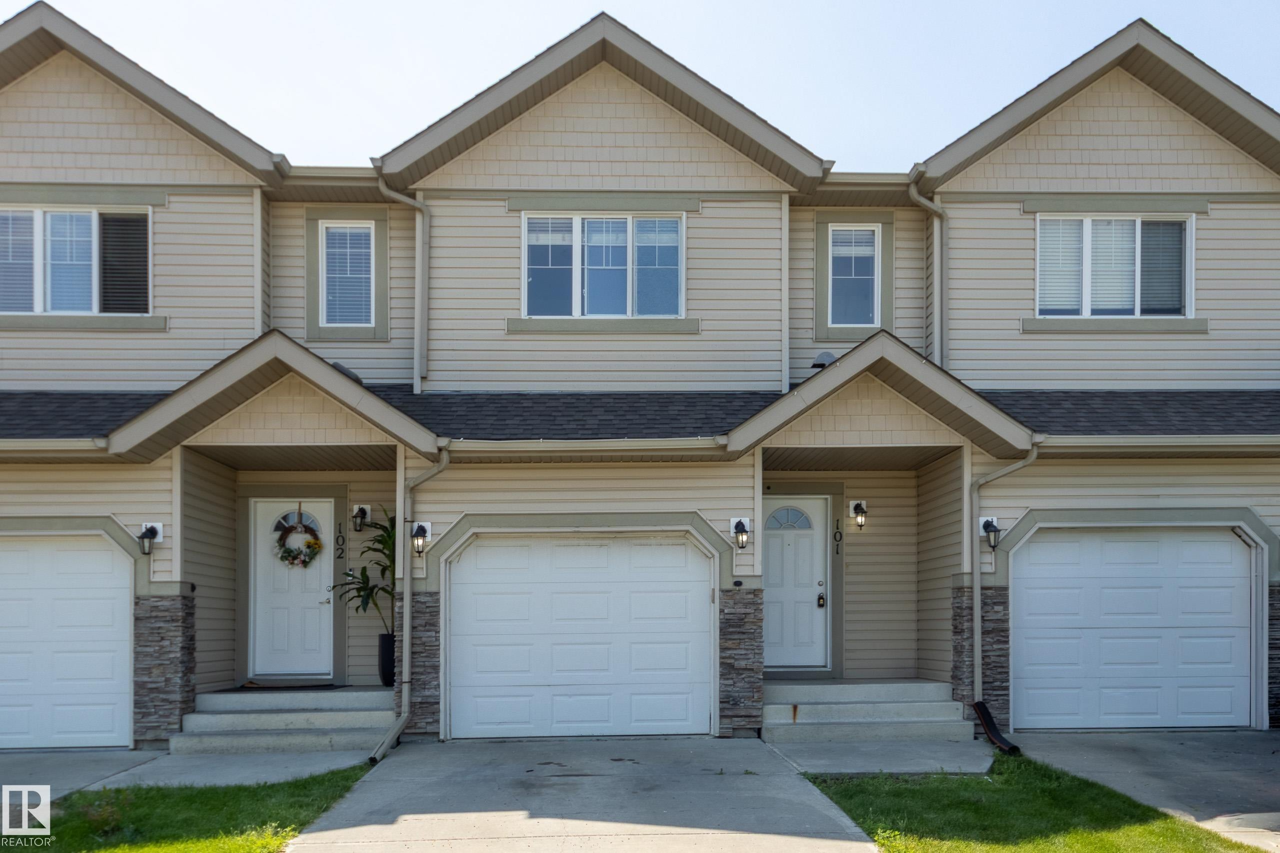 101 SANDSTONE Estates