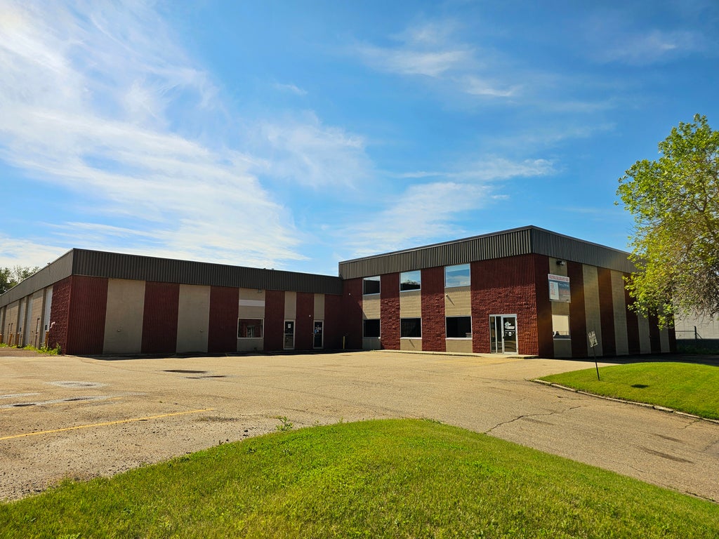 RAYBORN CRESCENT, ST. ALBERT, AB T8N 4B1 - Image 16660500.jpeg?d=l