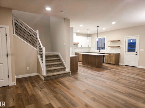 3 EMERSON Landing Spruce Grove AB T7X 4S2