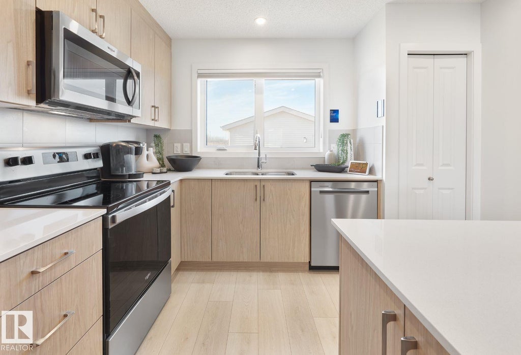 21136 25 AVENUE, EDMONTON, AB T6M 3H1 - Image 16257336.jpeg?d=l