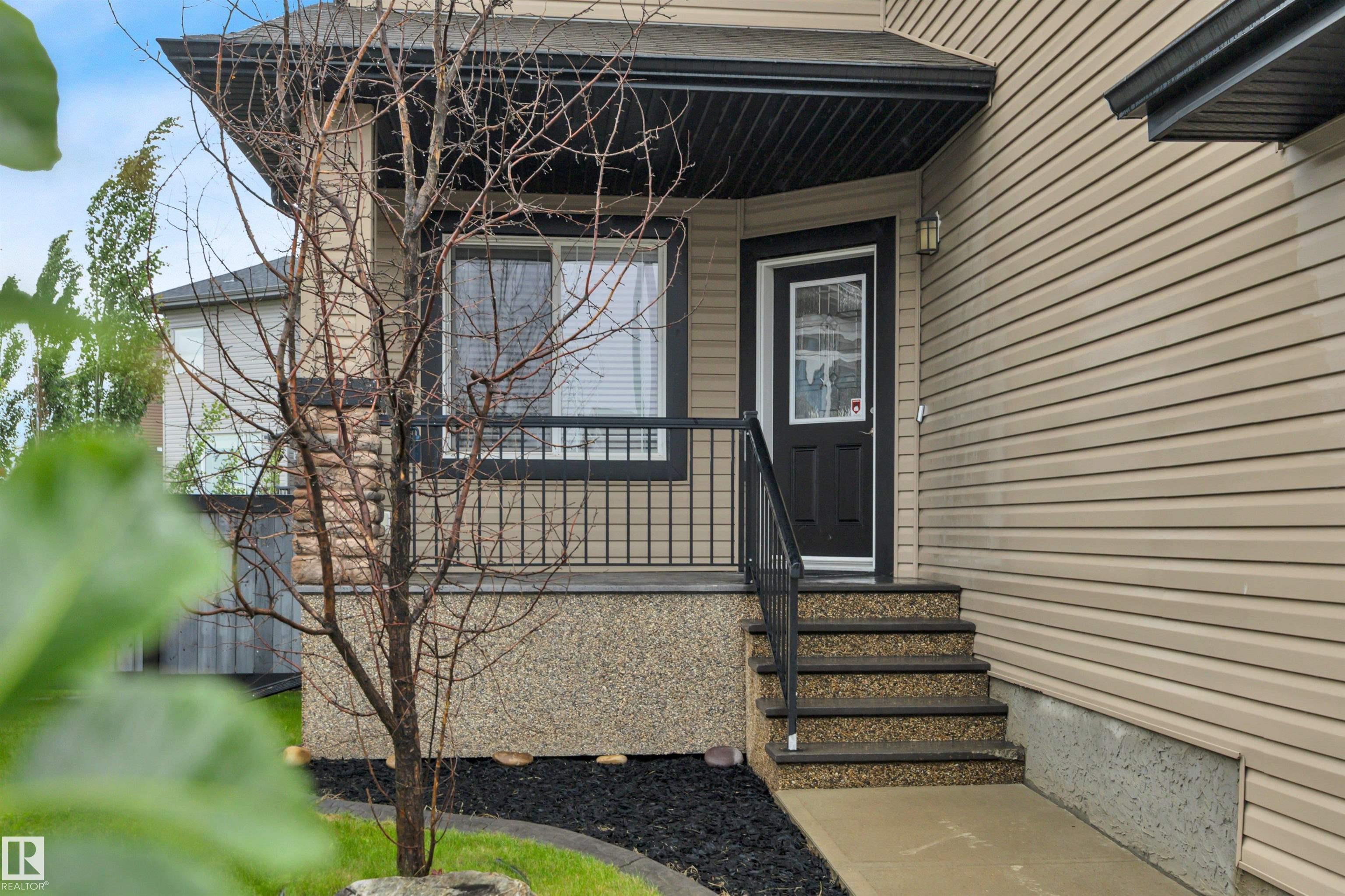 208 BRIDGEPORT Close