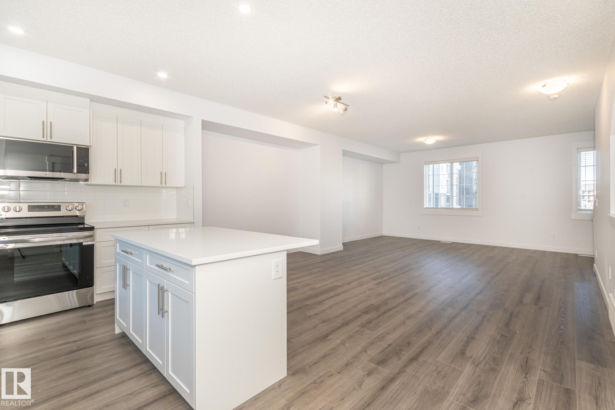 735 Allard Boulevard 14