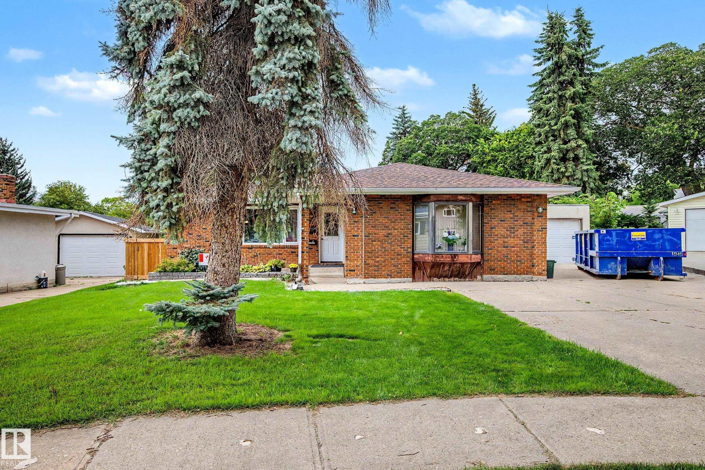 23 MONTCALM Crescent