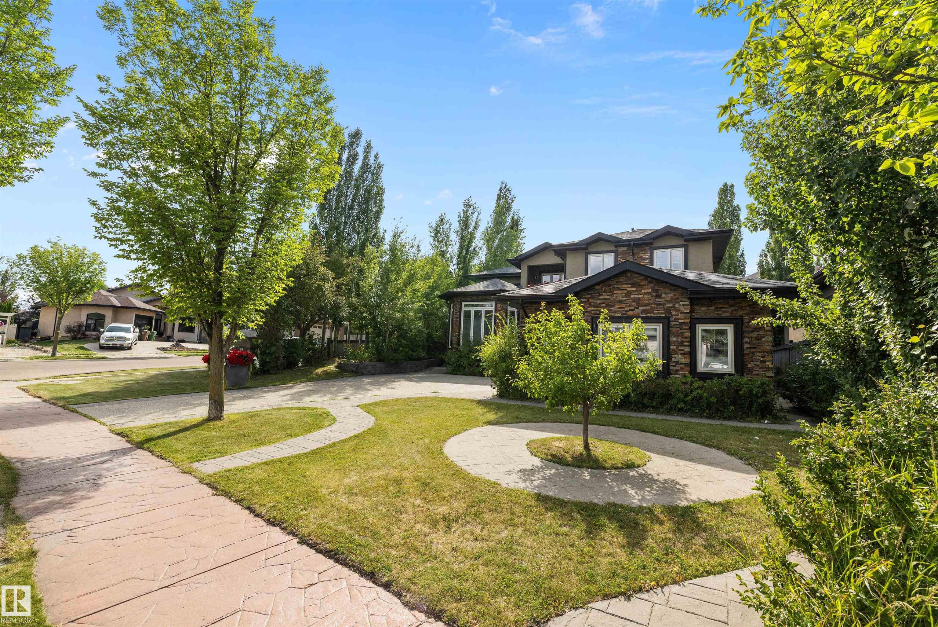 19 OAK POINT
