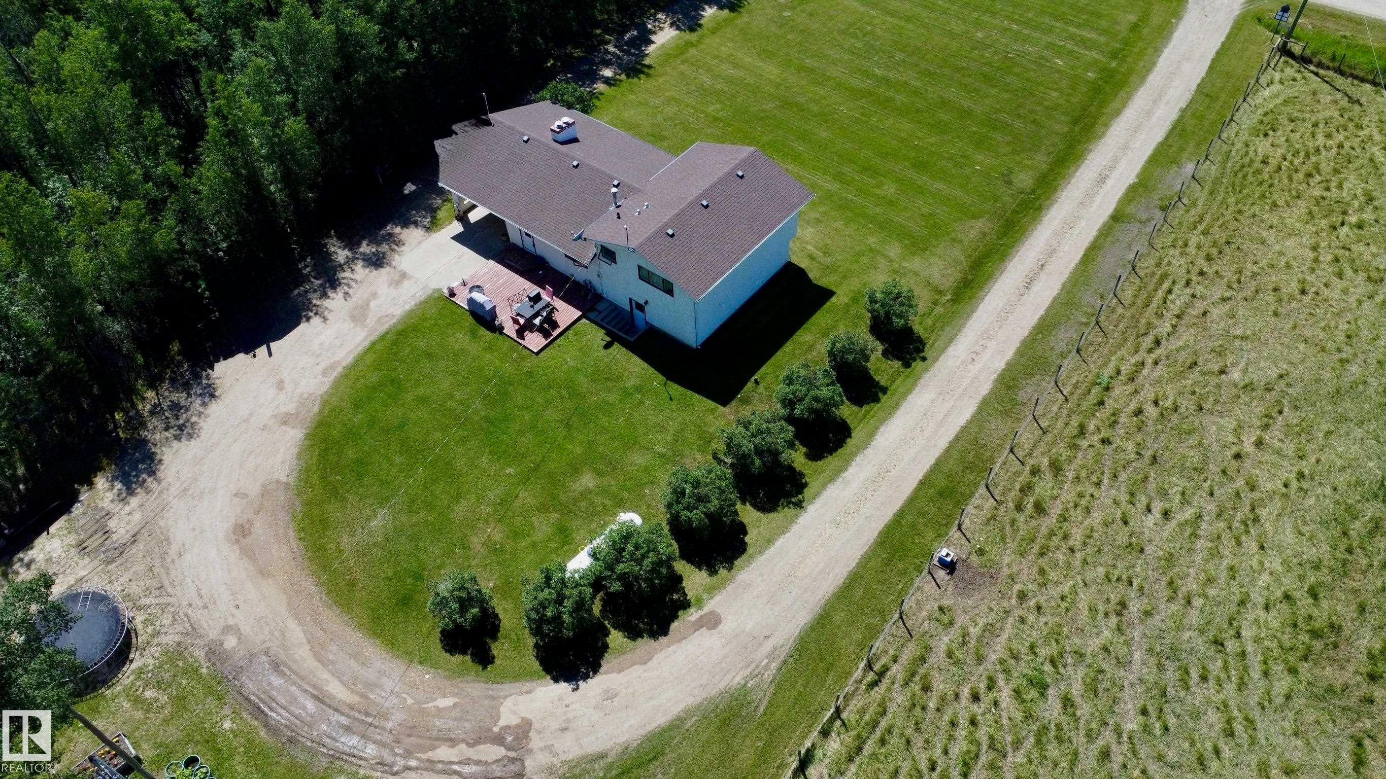 54207 RGE ROAD 52