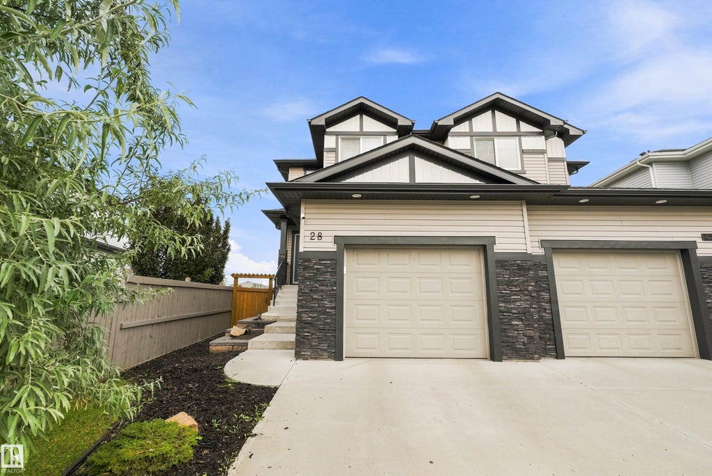 28 ROLSTON CLOSE