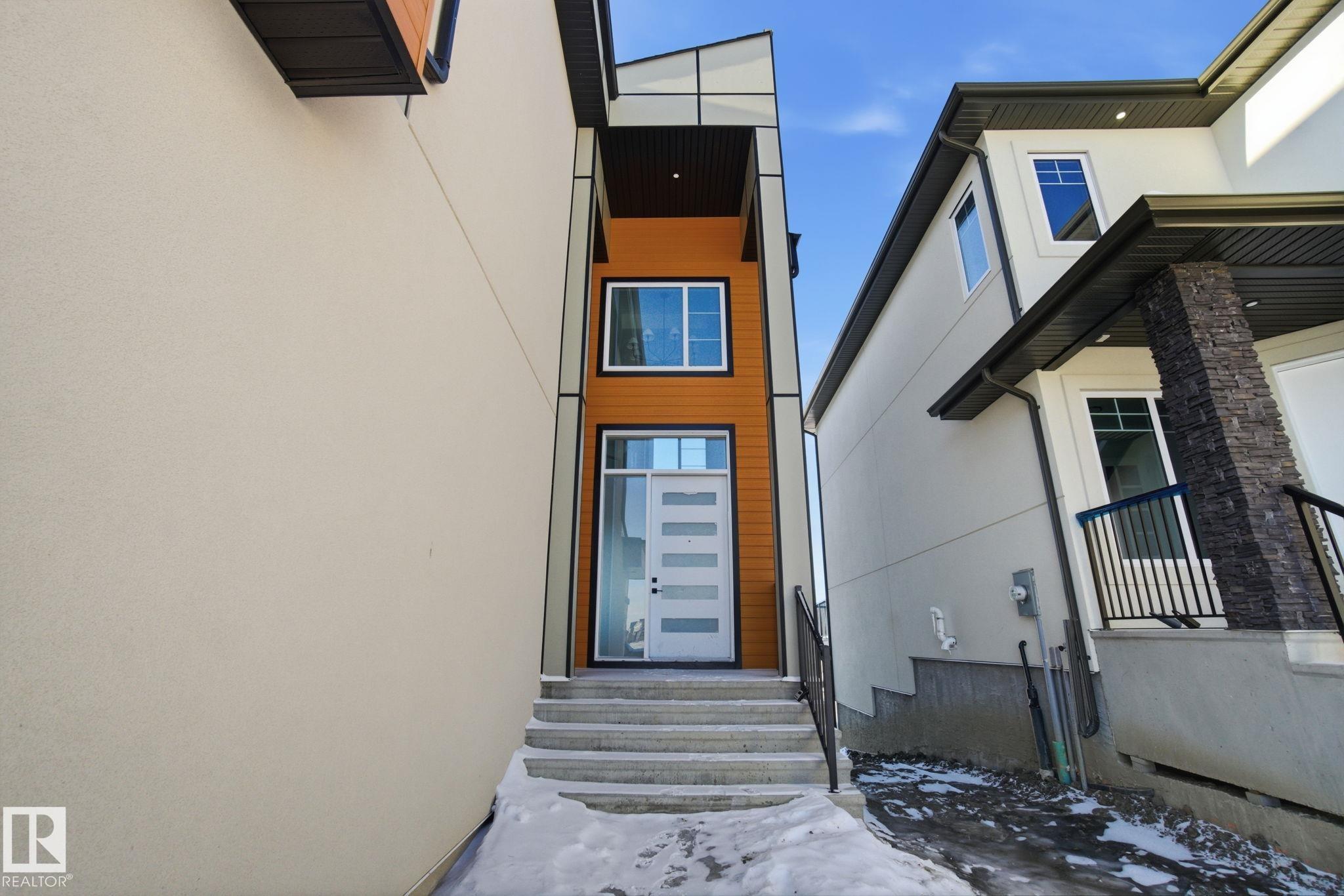 142 EDGEWATER Circle