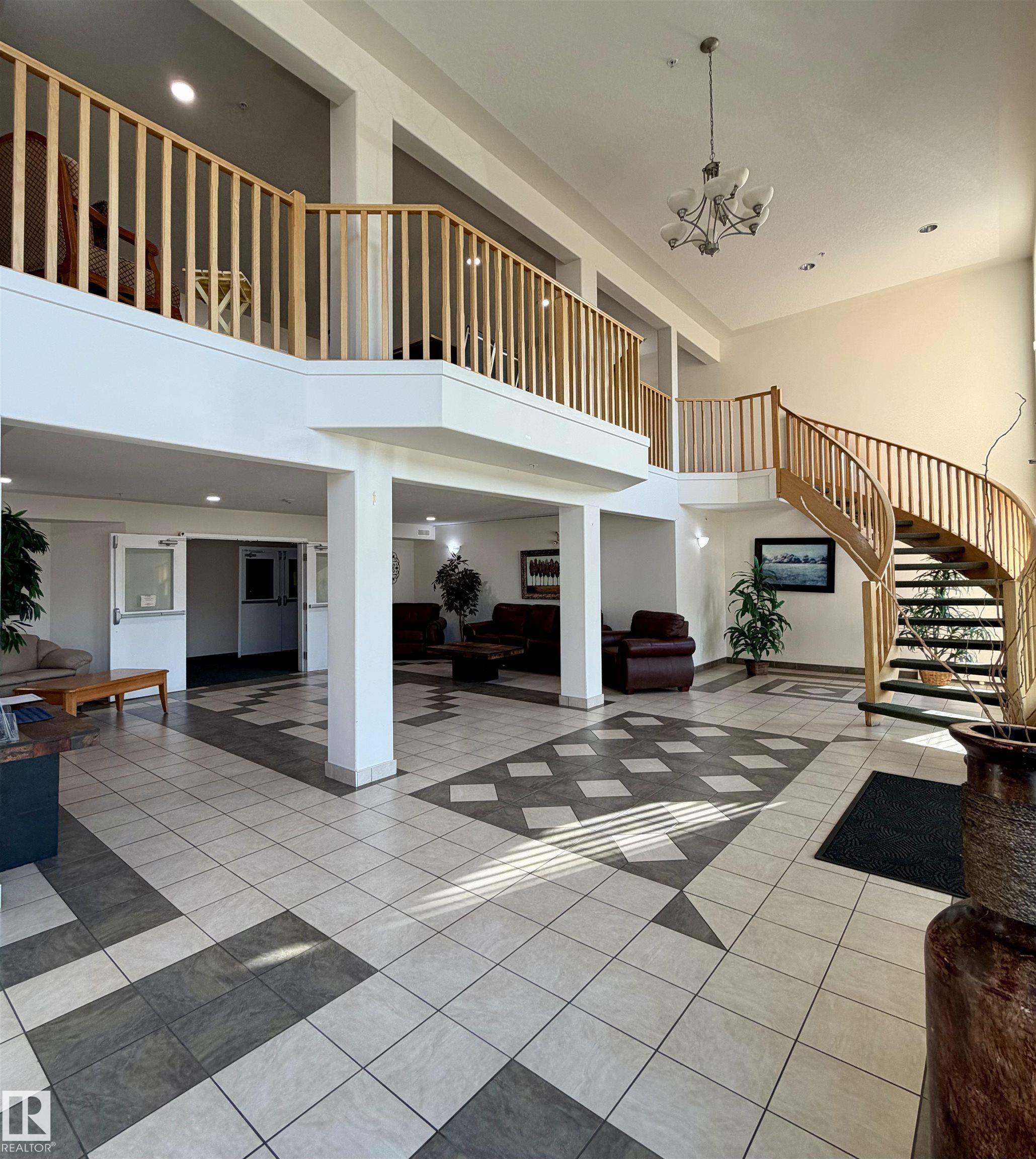 7801 GOLF COURSE Road 118