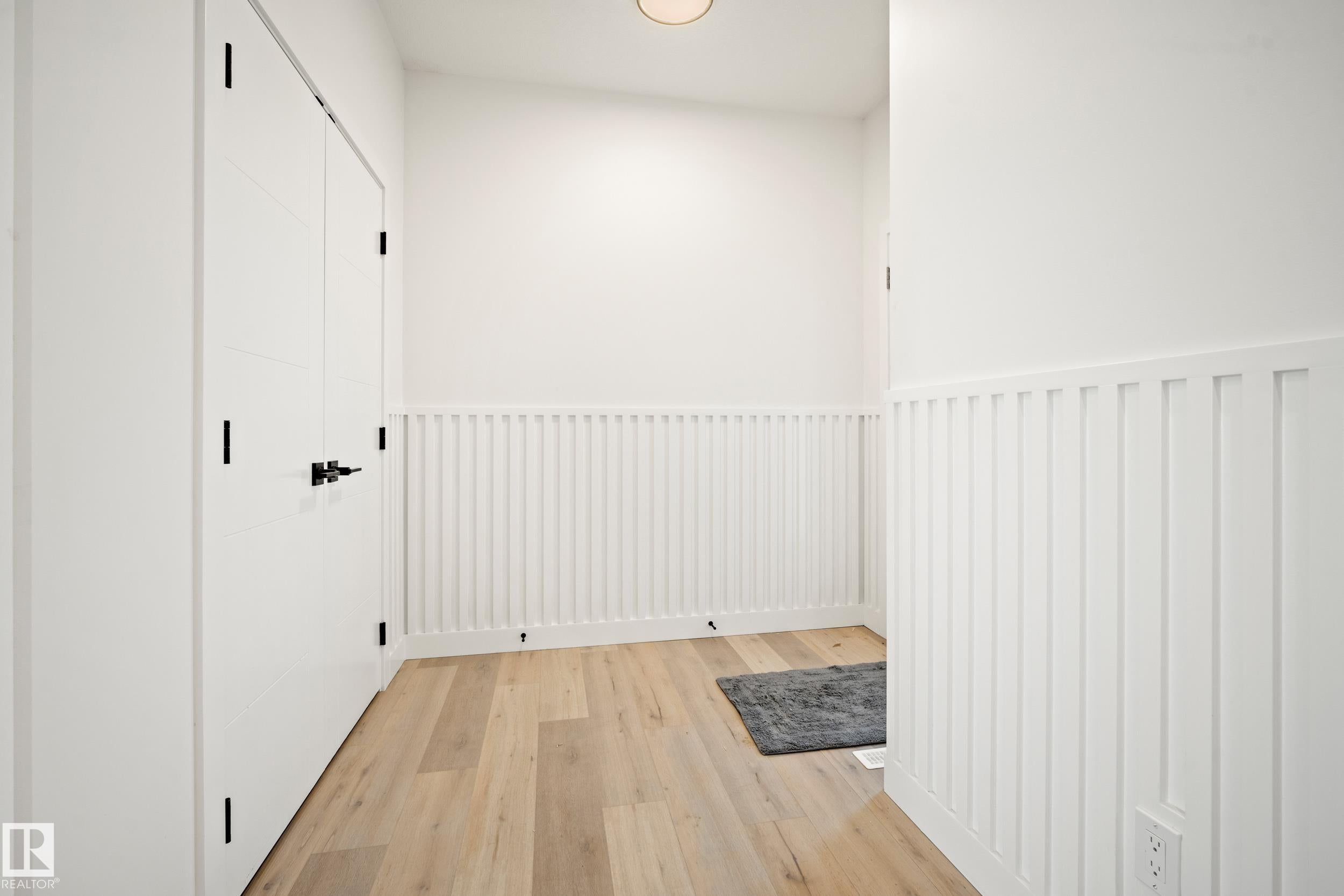370 Liden Loop