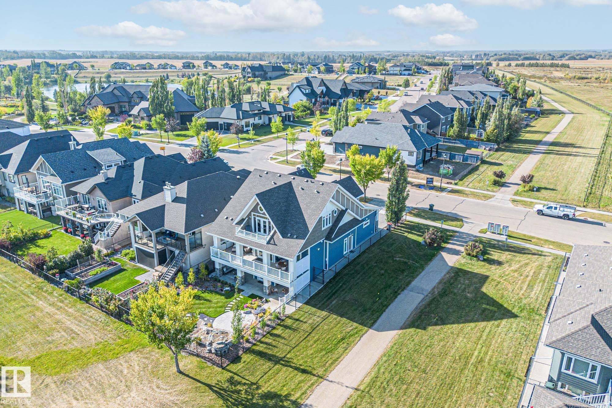 1020 GENESIS LAKE Boulevard