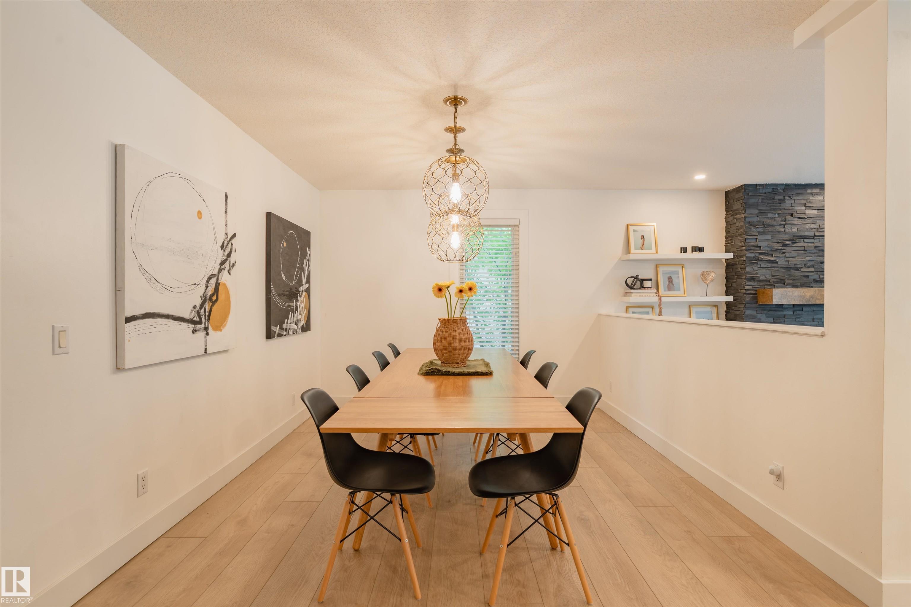 13 Flagstone Crescent