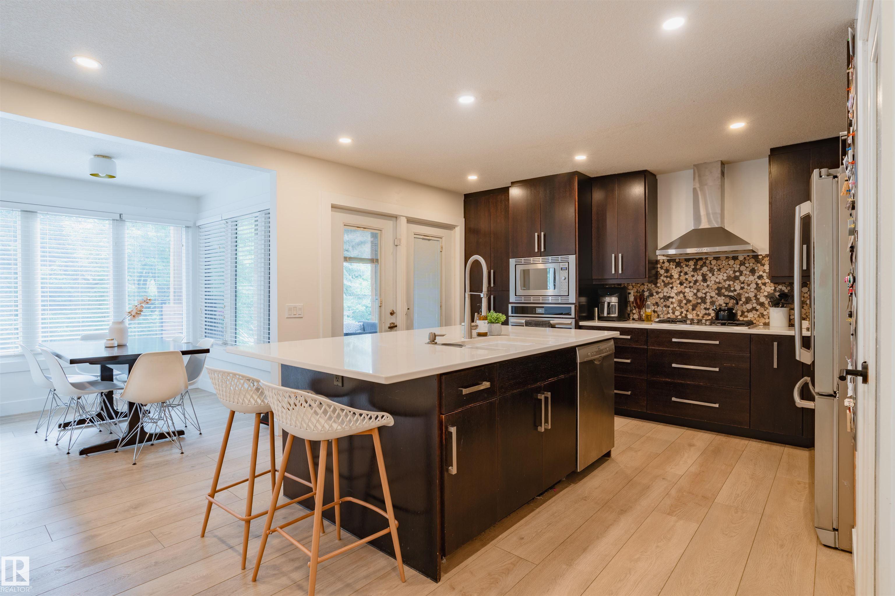 13 Flagstone Crescent