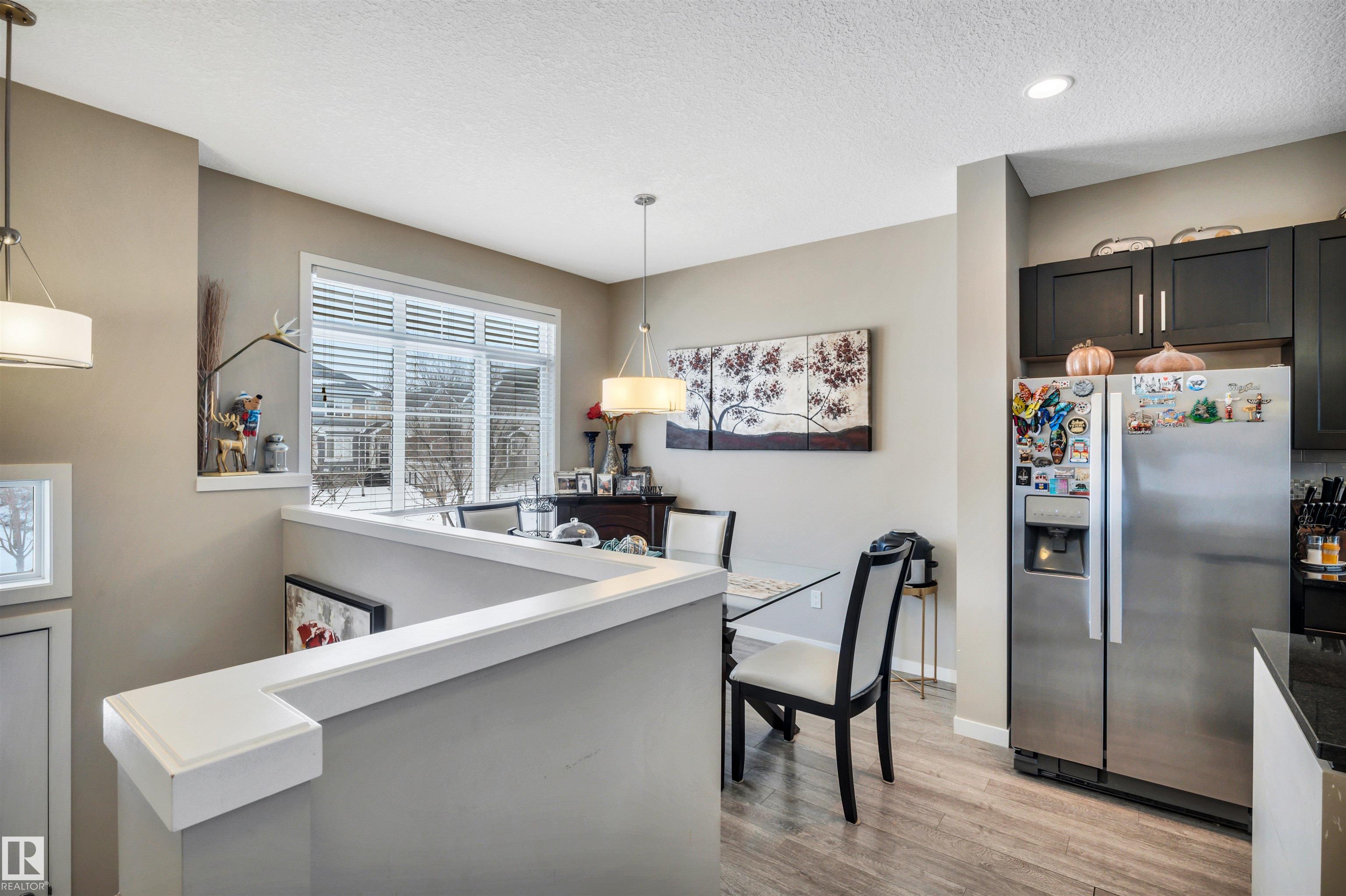 320 SECORD Boulevard 8