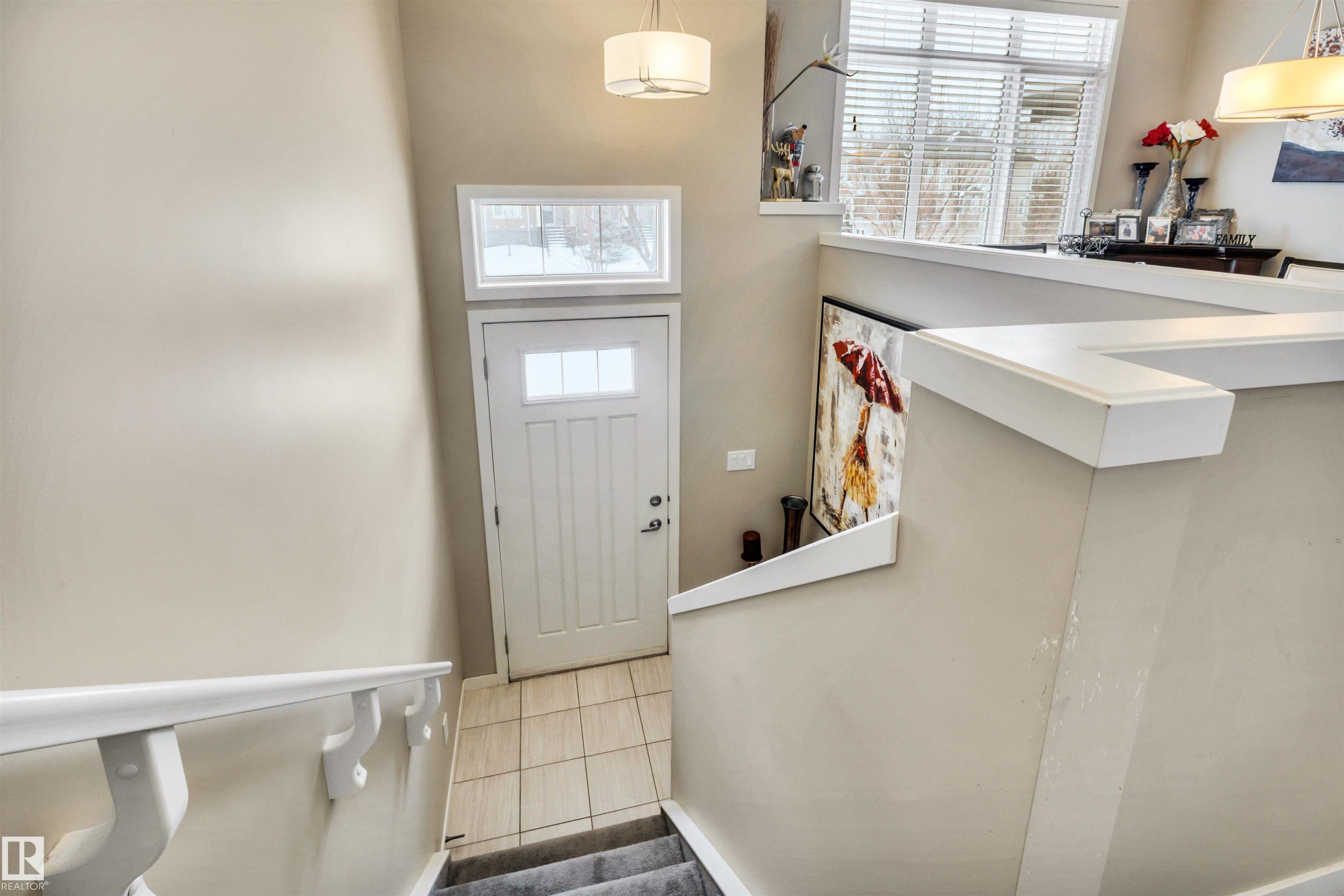 320 SECORD Boulevard 8