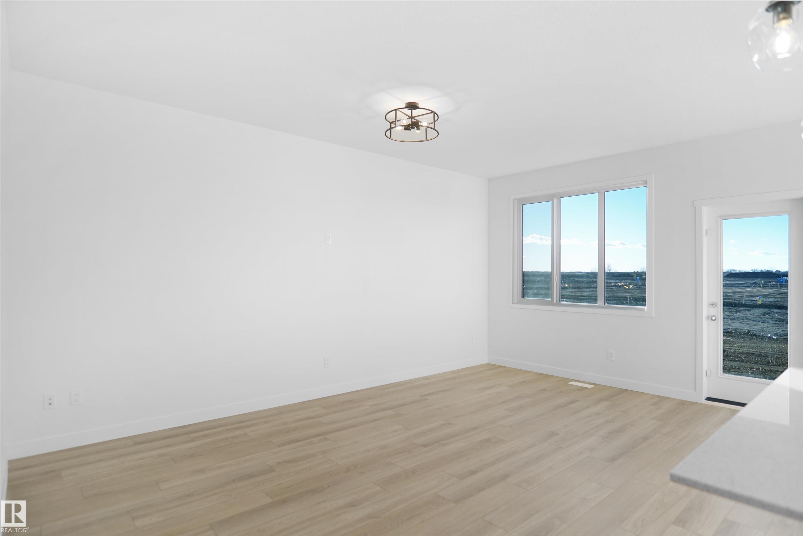 1749 WESTERRA Wynd
