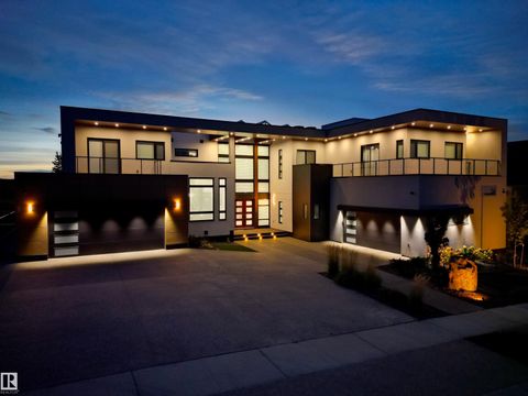 3466 KESWICK Boulevard 14 Edmonton AB T6W 3S4