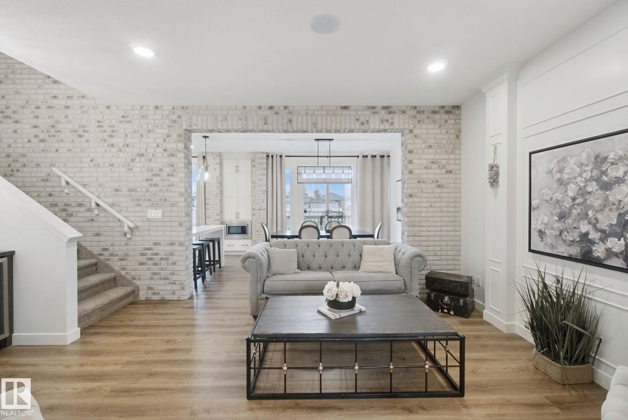 1024 BERG Place