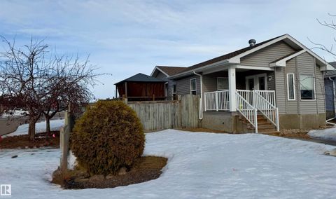 1 JUTLAND Crescent Stony Plain AB T7Z 0A3