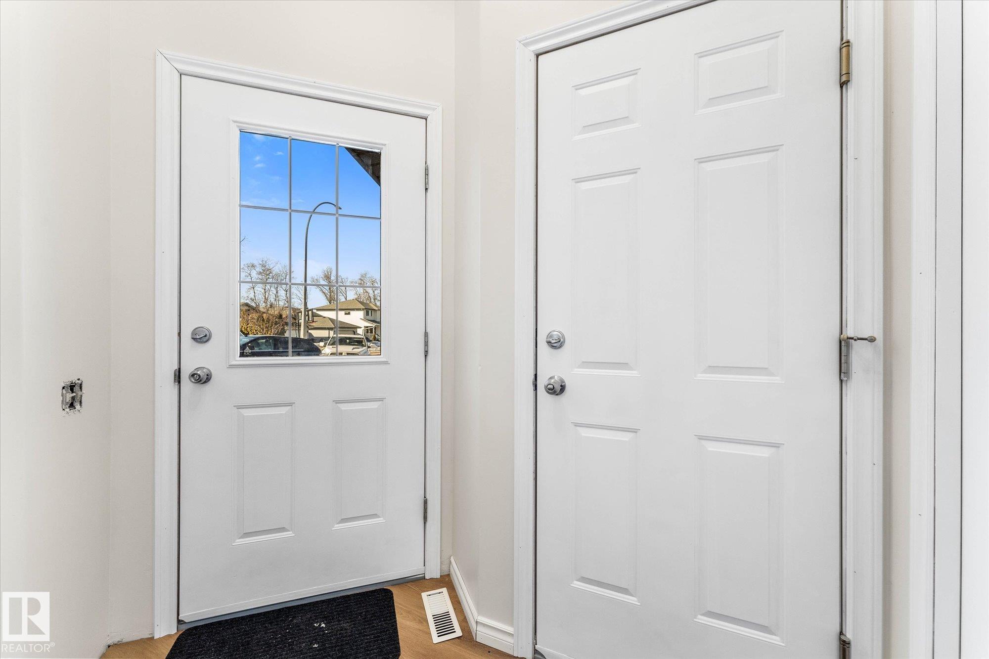 34 La Costa Fairway Close