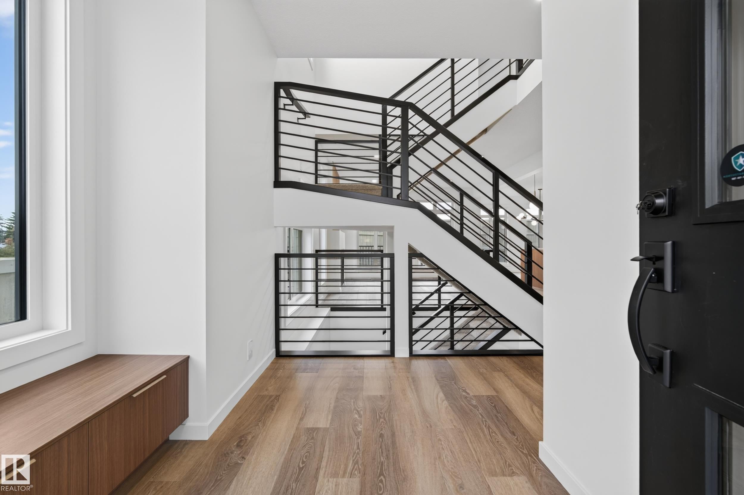 31 NEWBURY Circle