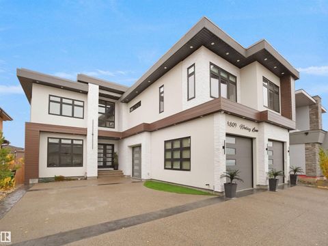 4809 WOOLSEY Lane Edmonton AB T6W 2B9