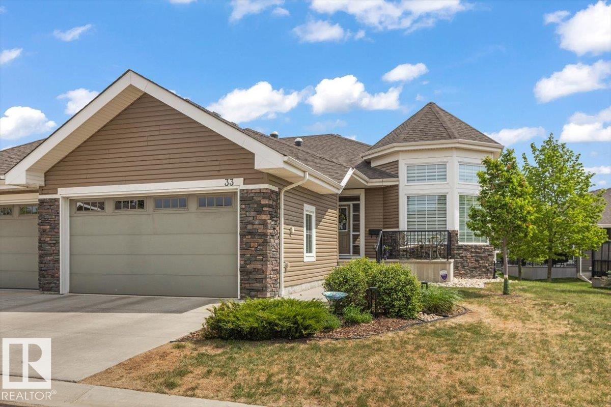 88 LACOMBE Drive 33