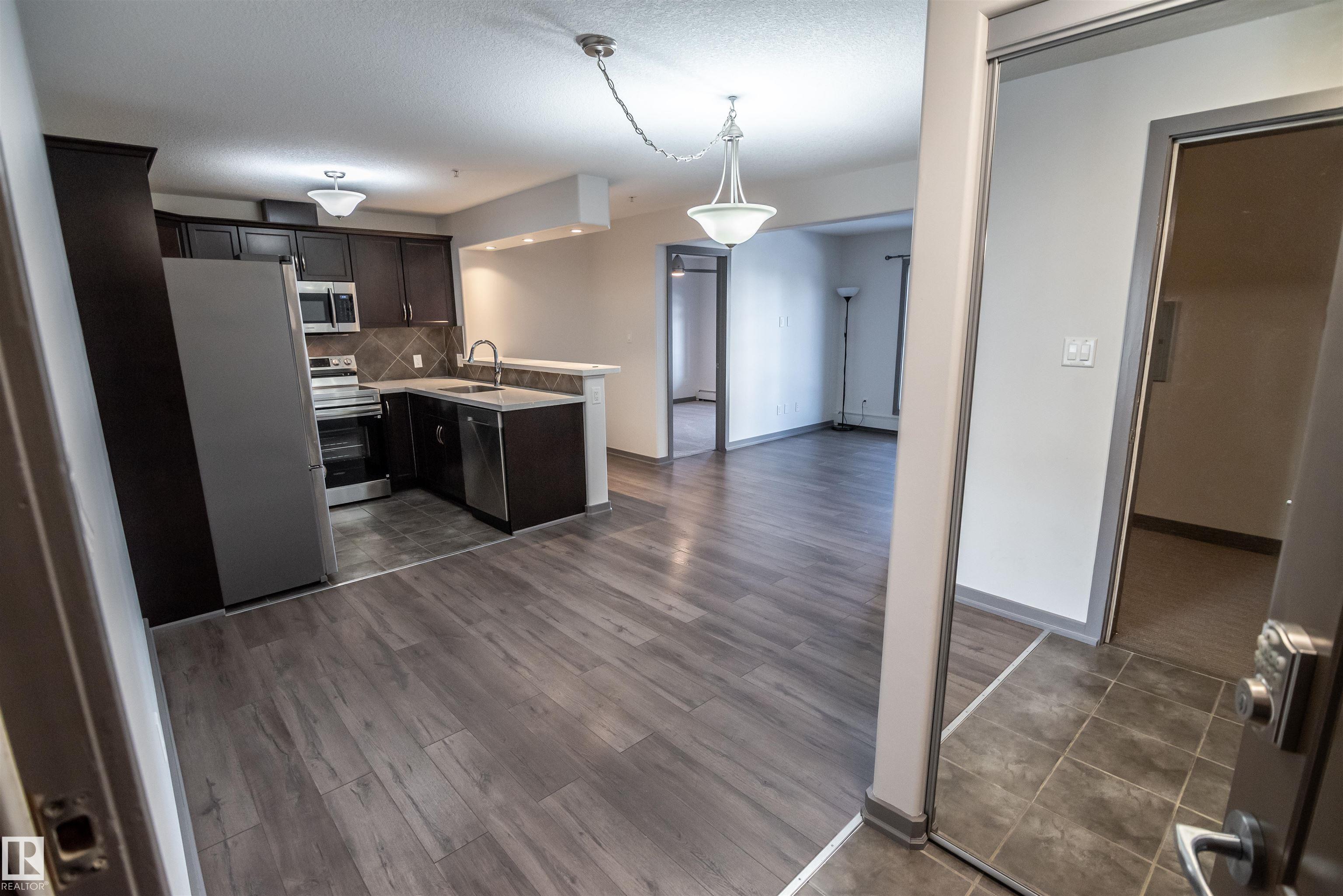 11505 ELLERSLIE Road 236