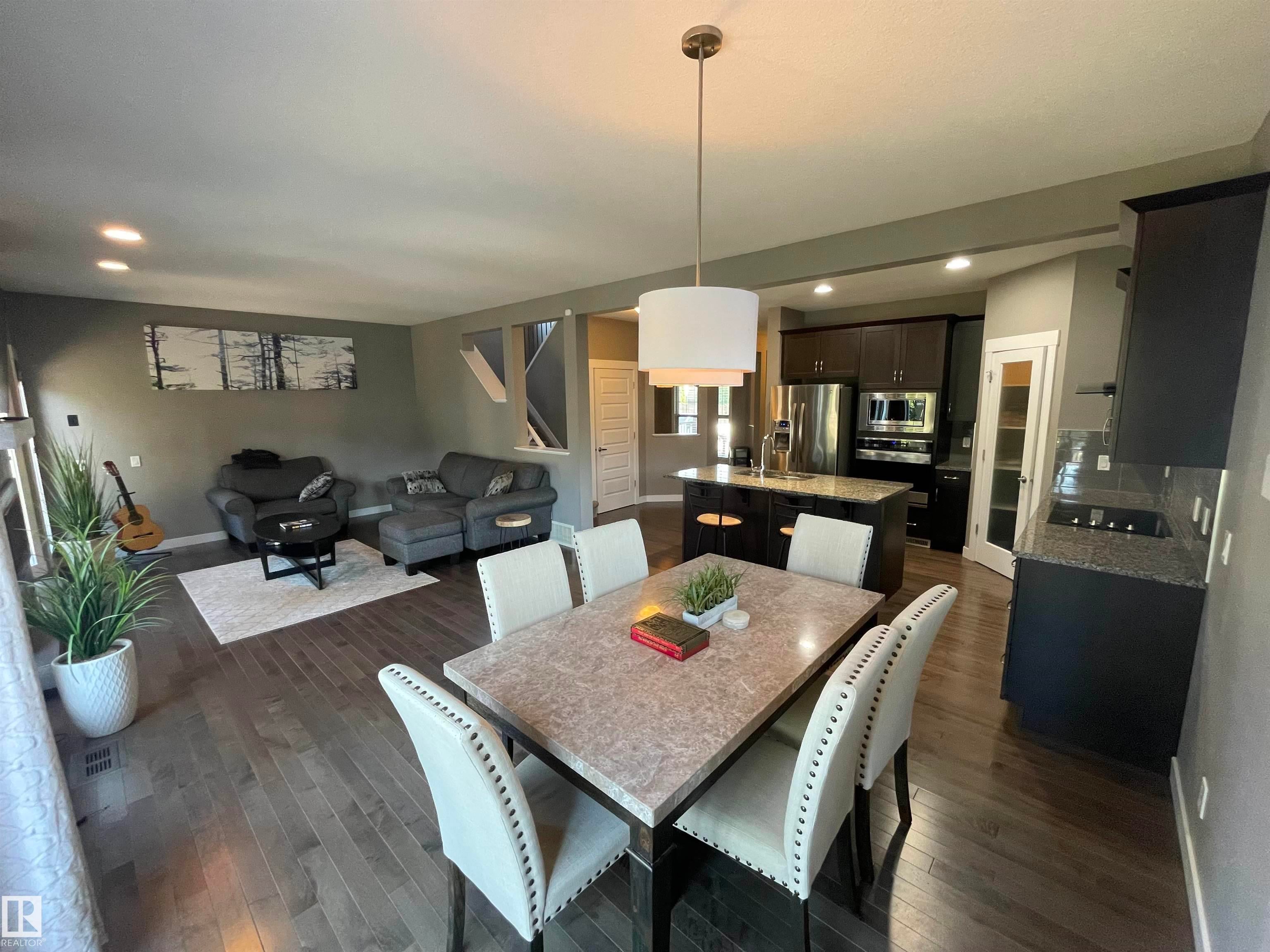 110 MEADOWLAND Way