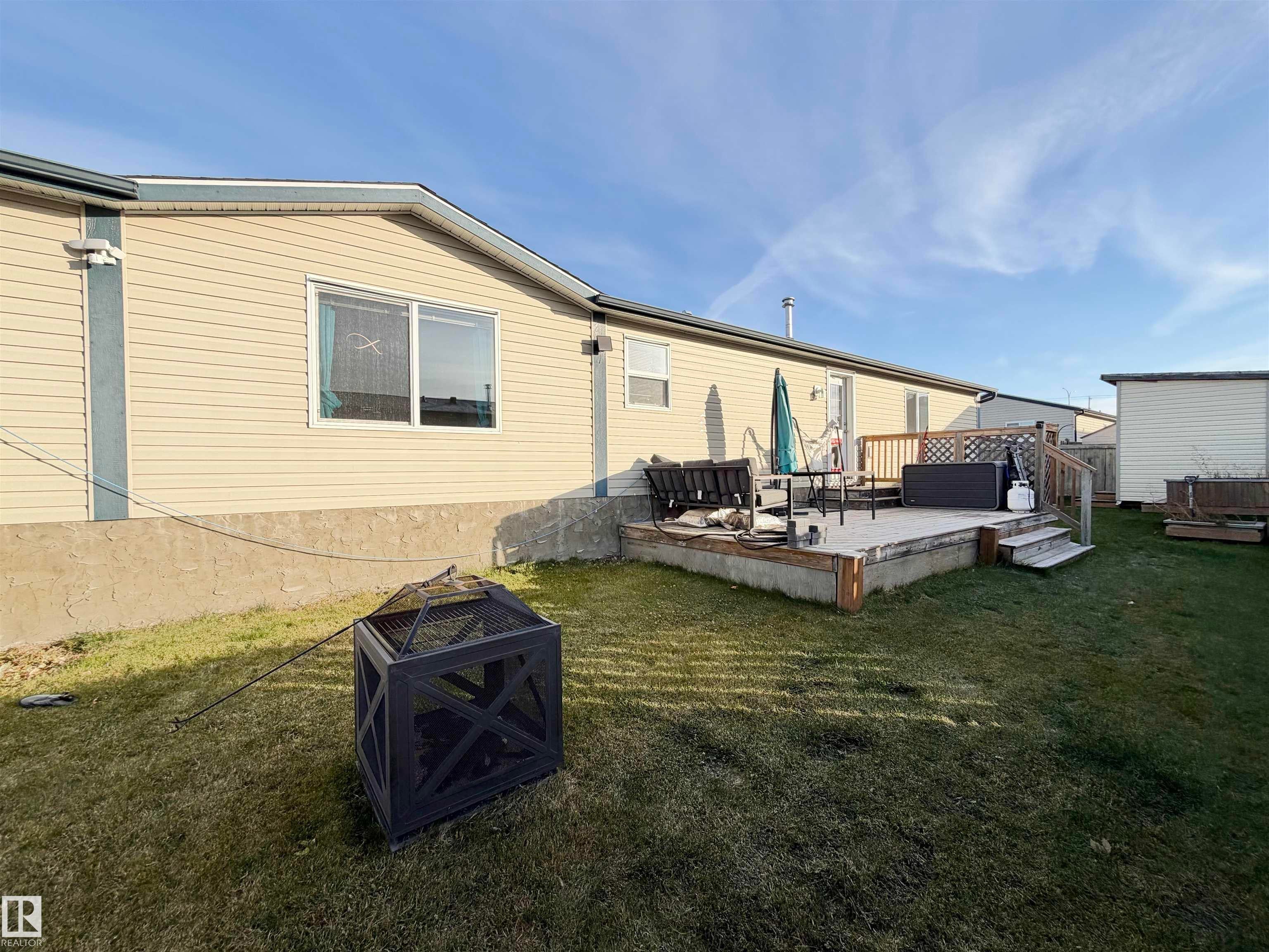 49 JUTLAND Crescent