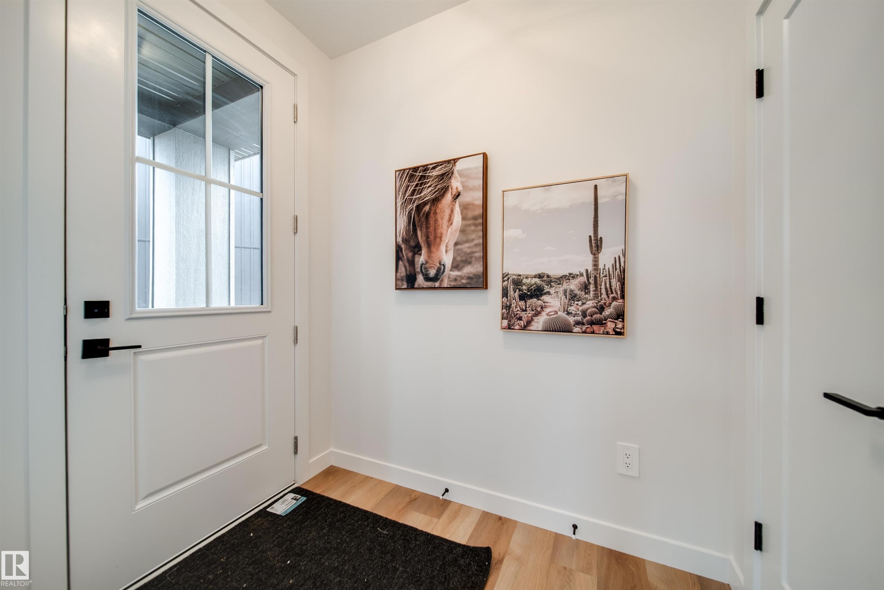 63 Chartres Close