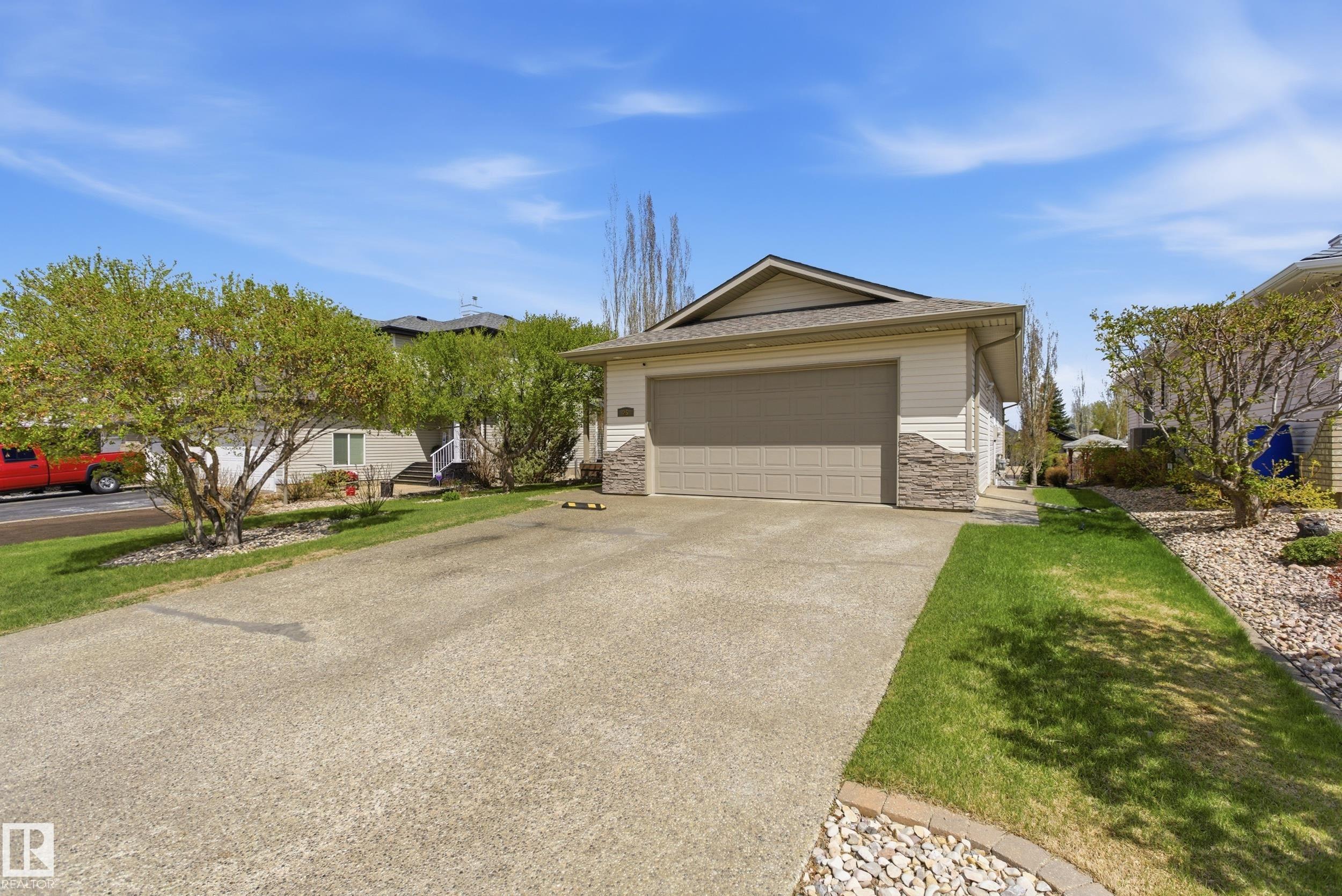 25 BRIARWOOD Point(e)