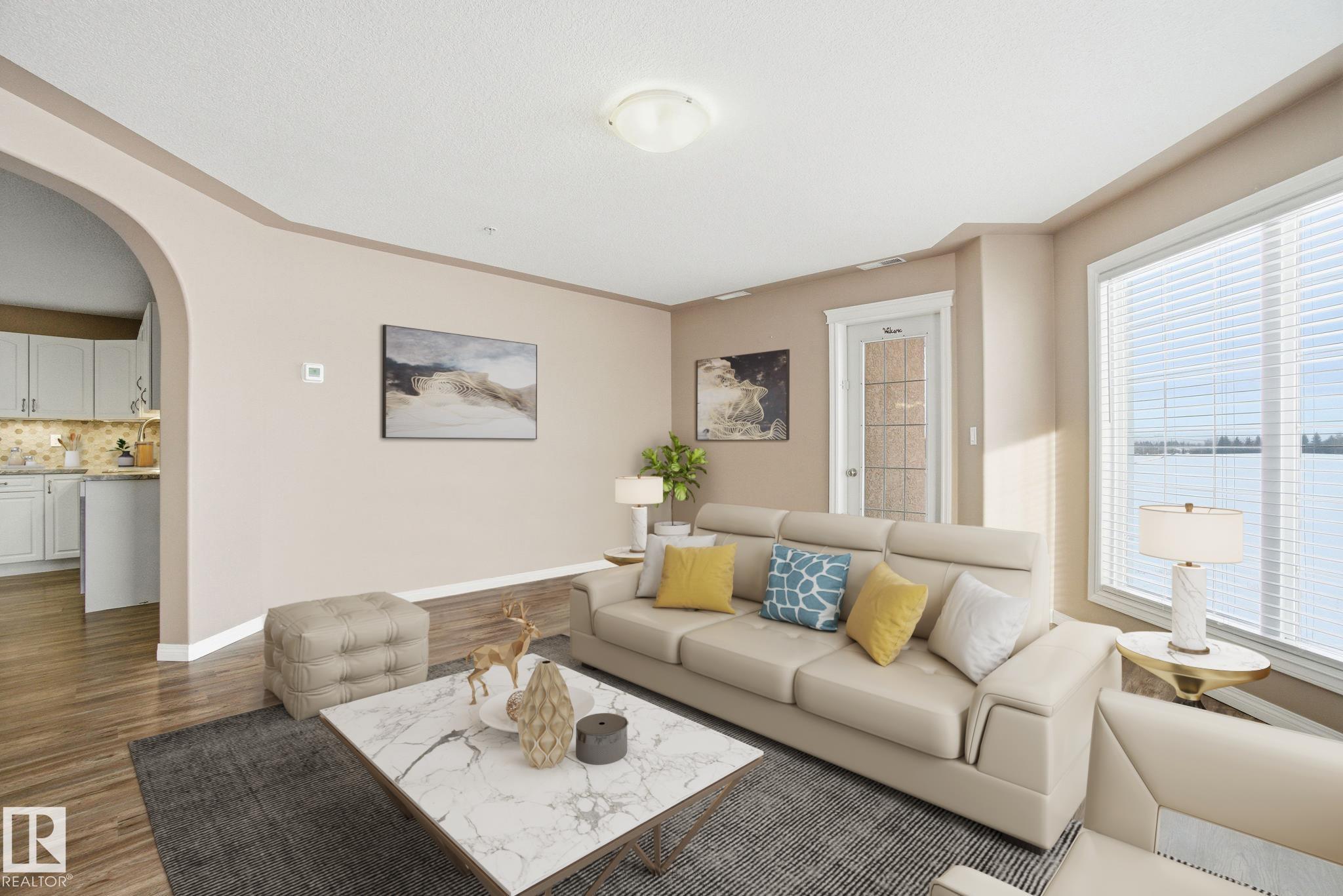 7801 GOLF COURSE Road 320