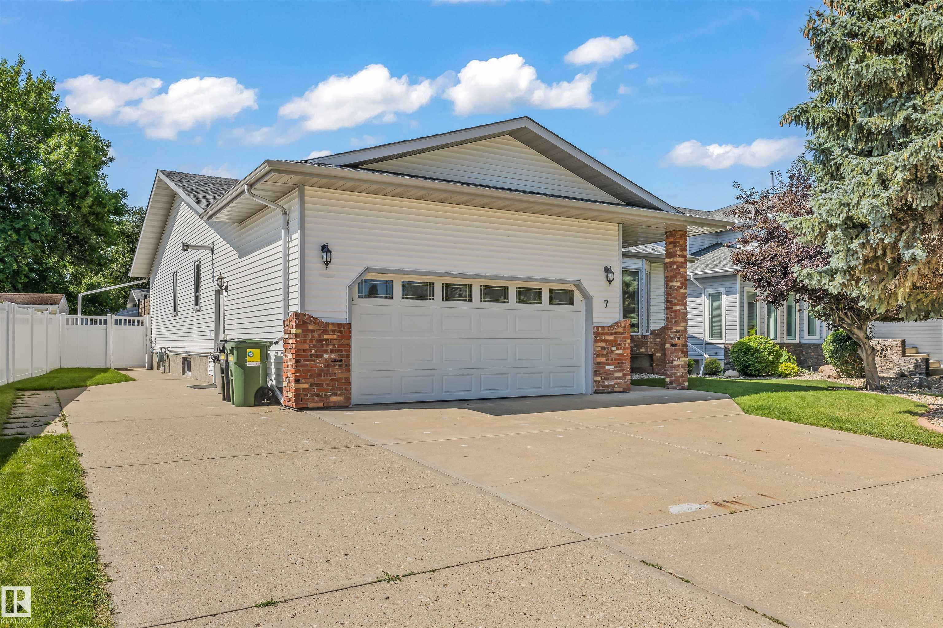 7 WILLIAM BELL Drive